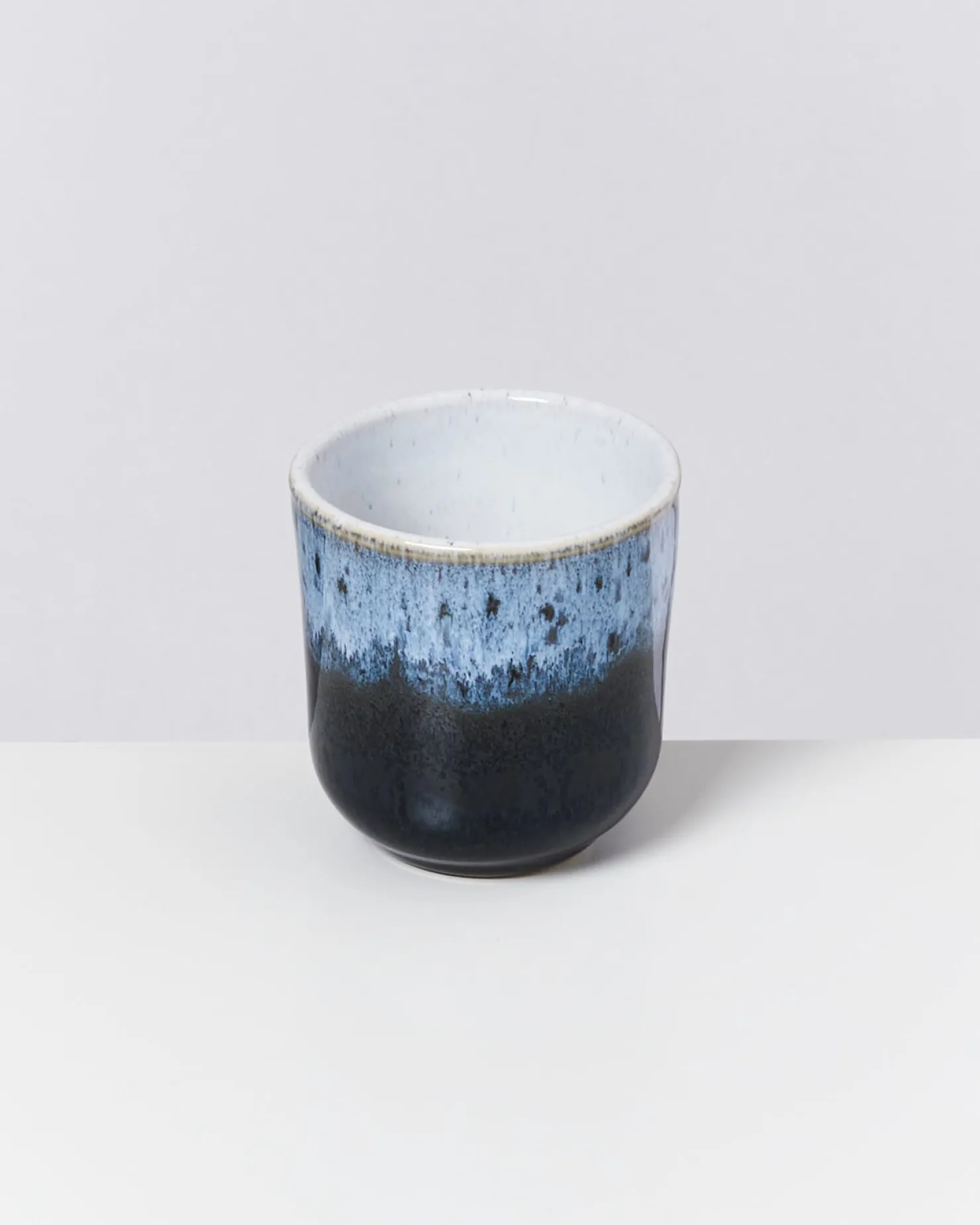 alcachofra__cup_small_black_3.webp Motel a Miio Kleine Becher^Alcachofra - Cup Small black
