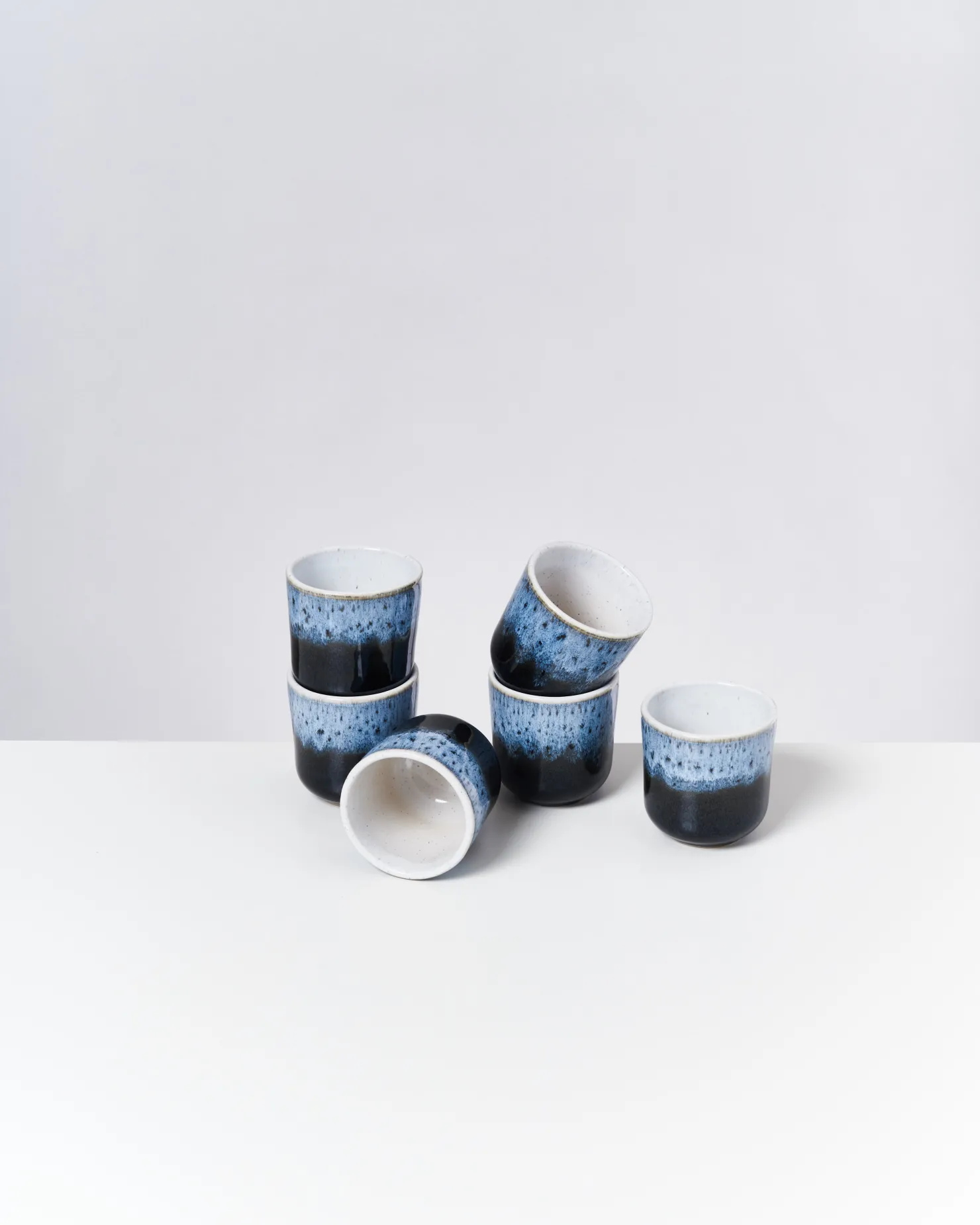 alcachofra__cup_small_black_4.webp Motel a Miio Kleine Becher^Alcachofra - Cup Small black