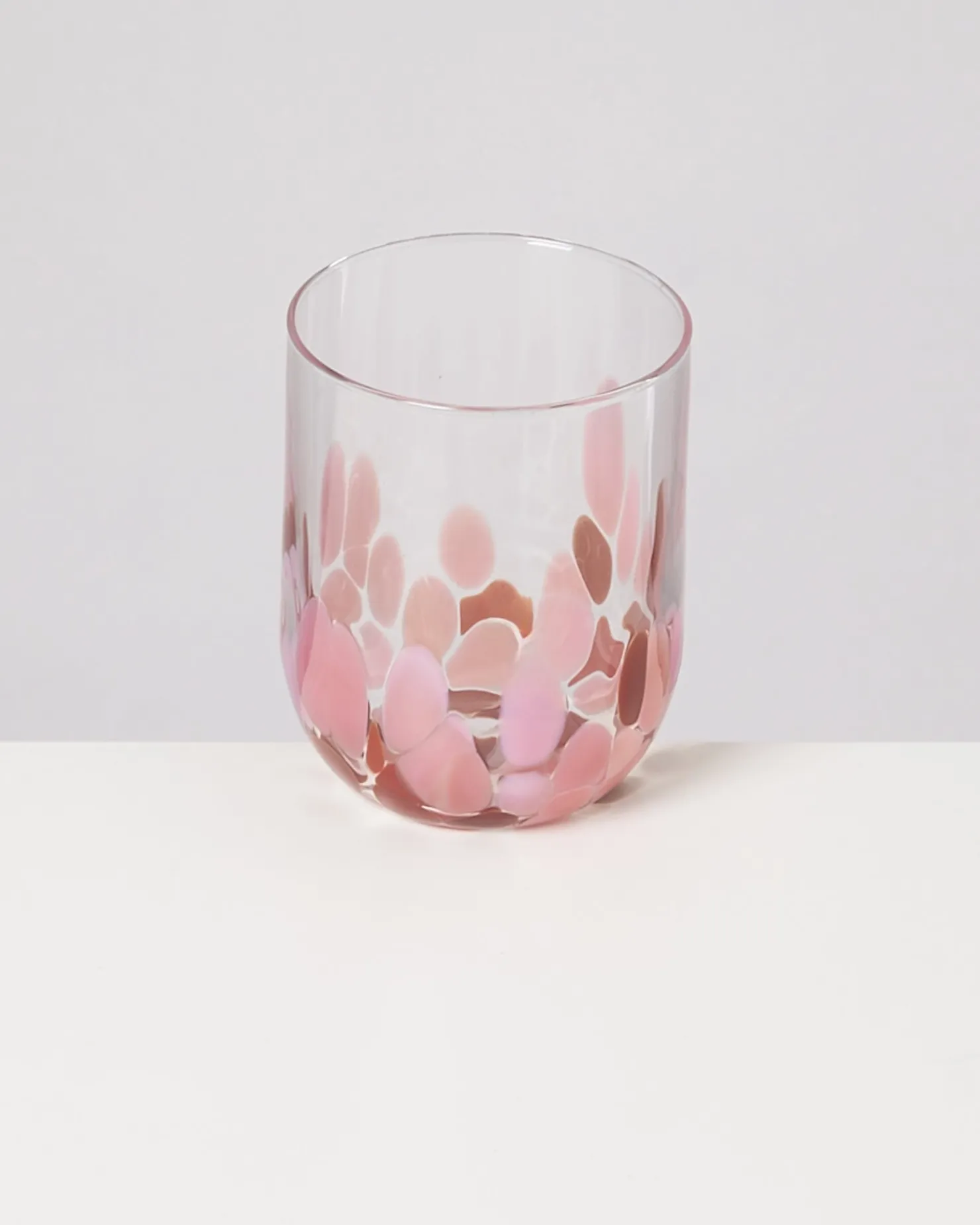alegria__glass_large_drops_amber_pink_4.webp Motel a Miio Große Gläser^Alegria - Glass Large drops amber pink