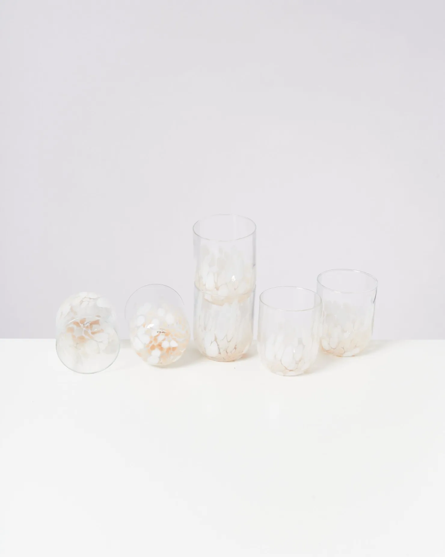 alegria__glass_large_drops_sand_4.webp Motel a Miio Große Gläser^Alegria - Glass Large drops sand