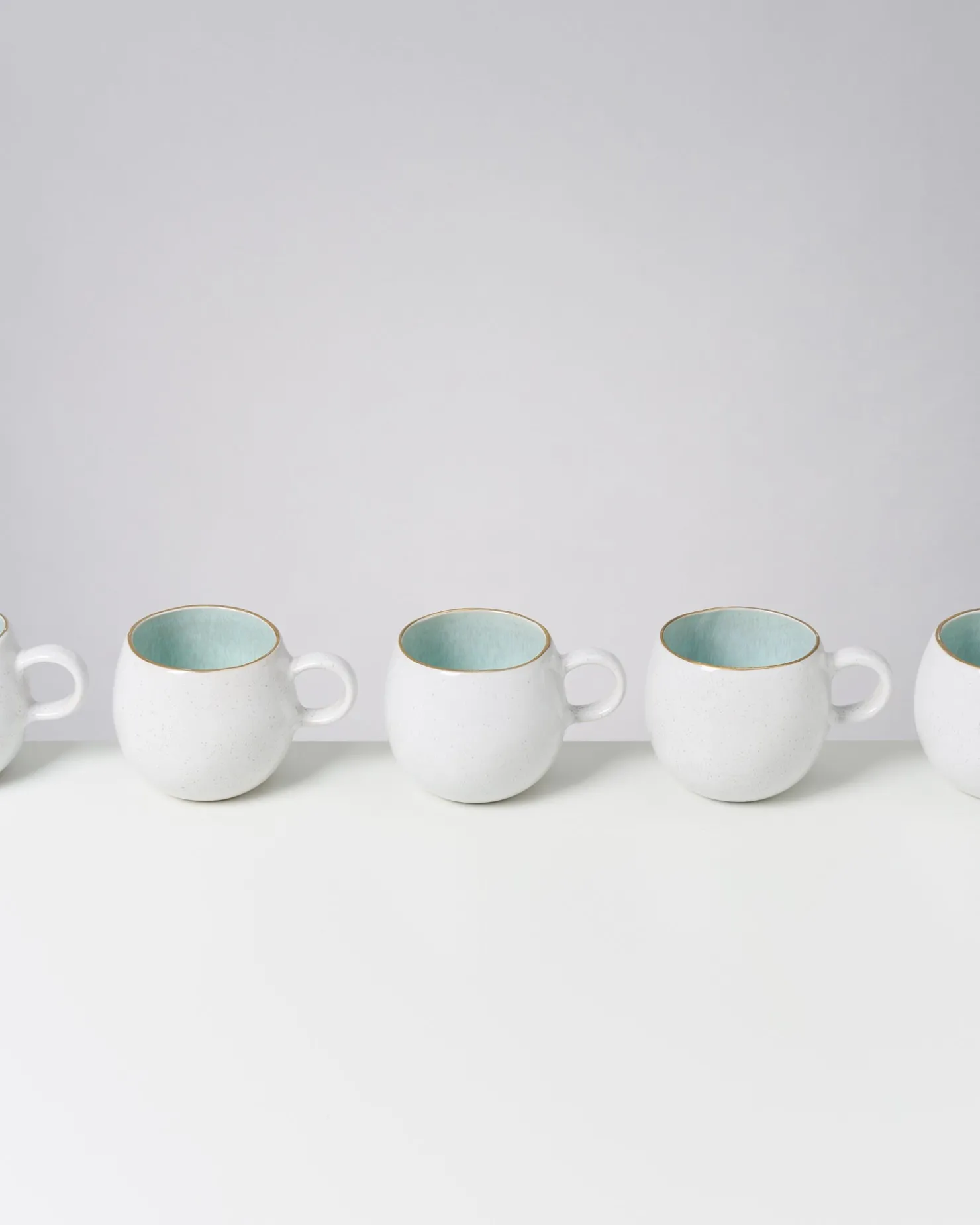 areia__mug_big_azure_with_gold_rim_10.webp Motel a Miio Große Tassen^Areia - Mug Big With Gold Rim azure
