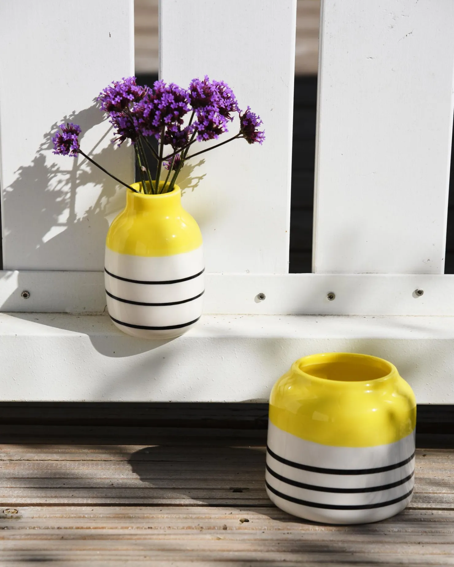 Motel a Miio Kleine Vasen^Bebé Vase - Yellow Black Striped gelb schwarz gestreift