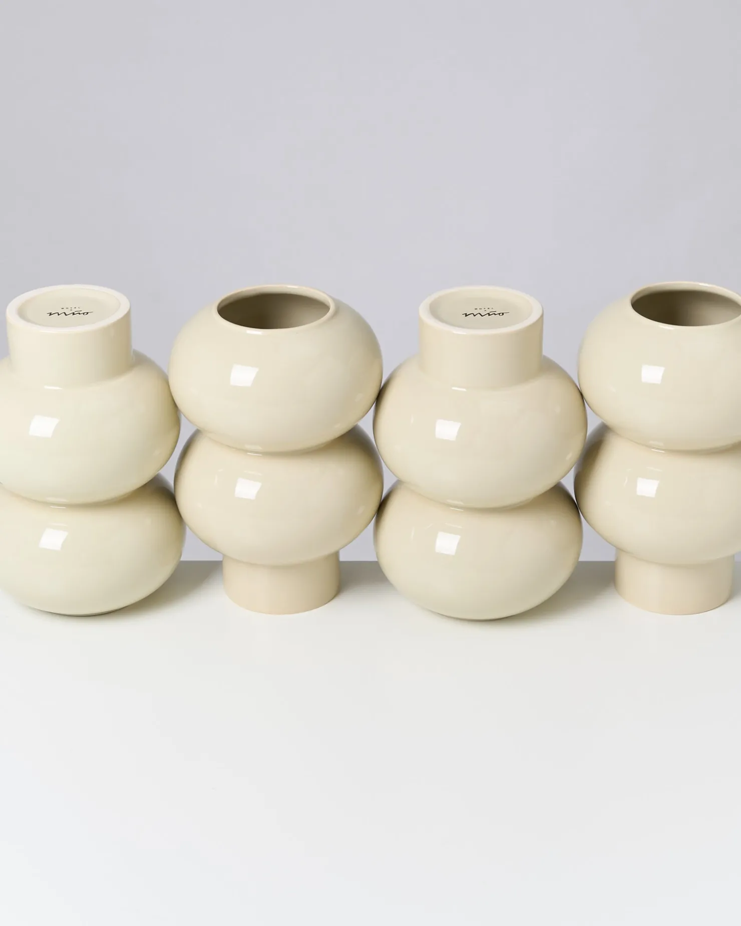 bispo_vase_beige_2.webp Motel a Miio Mittlere Vasen^Bispo Vase beige