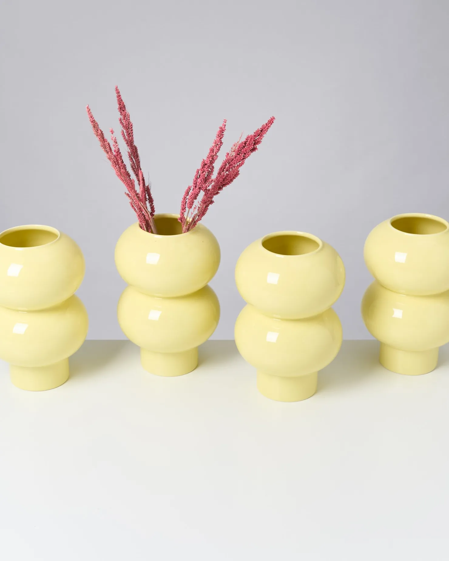 bispo_vase_gelb_10.webp Motel a Miio Mittlere Vasen^Bispo Vase gelb