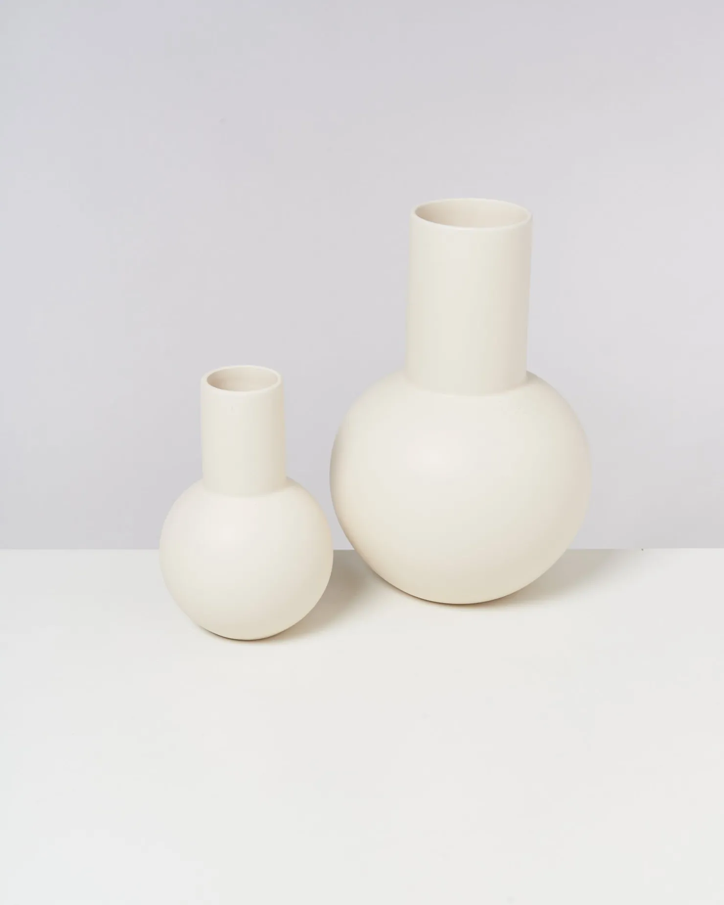 bola_vase_l__sand_2.webp Motel a Miio Große Vasen^Bola Vase L - sand