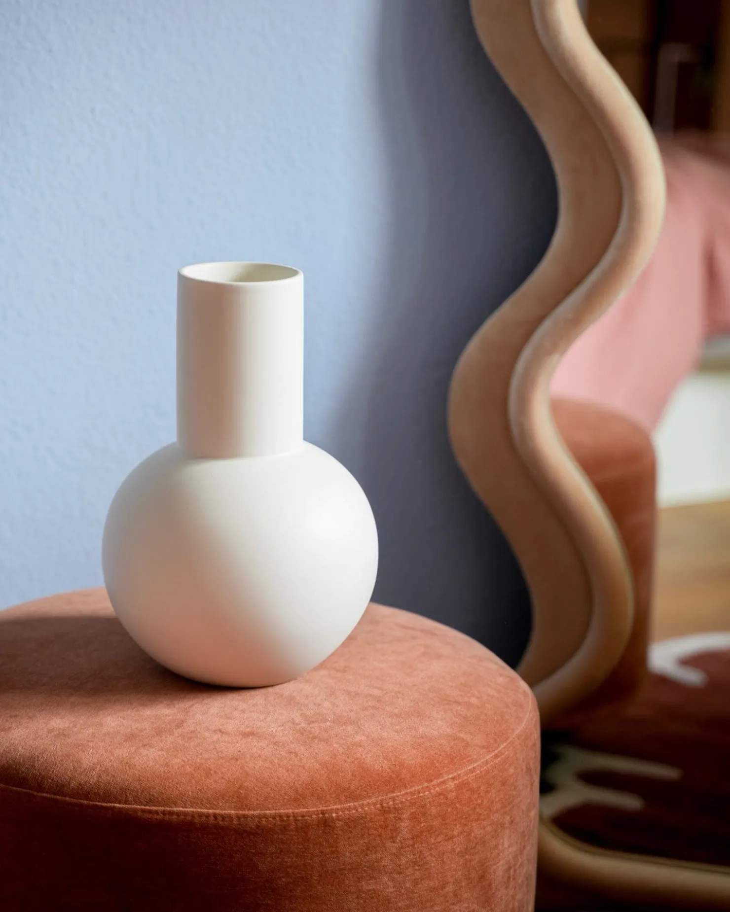 bola_vase_l__sand_5.webp Motel a Miio Große Vasen^Bola Vase L - sand