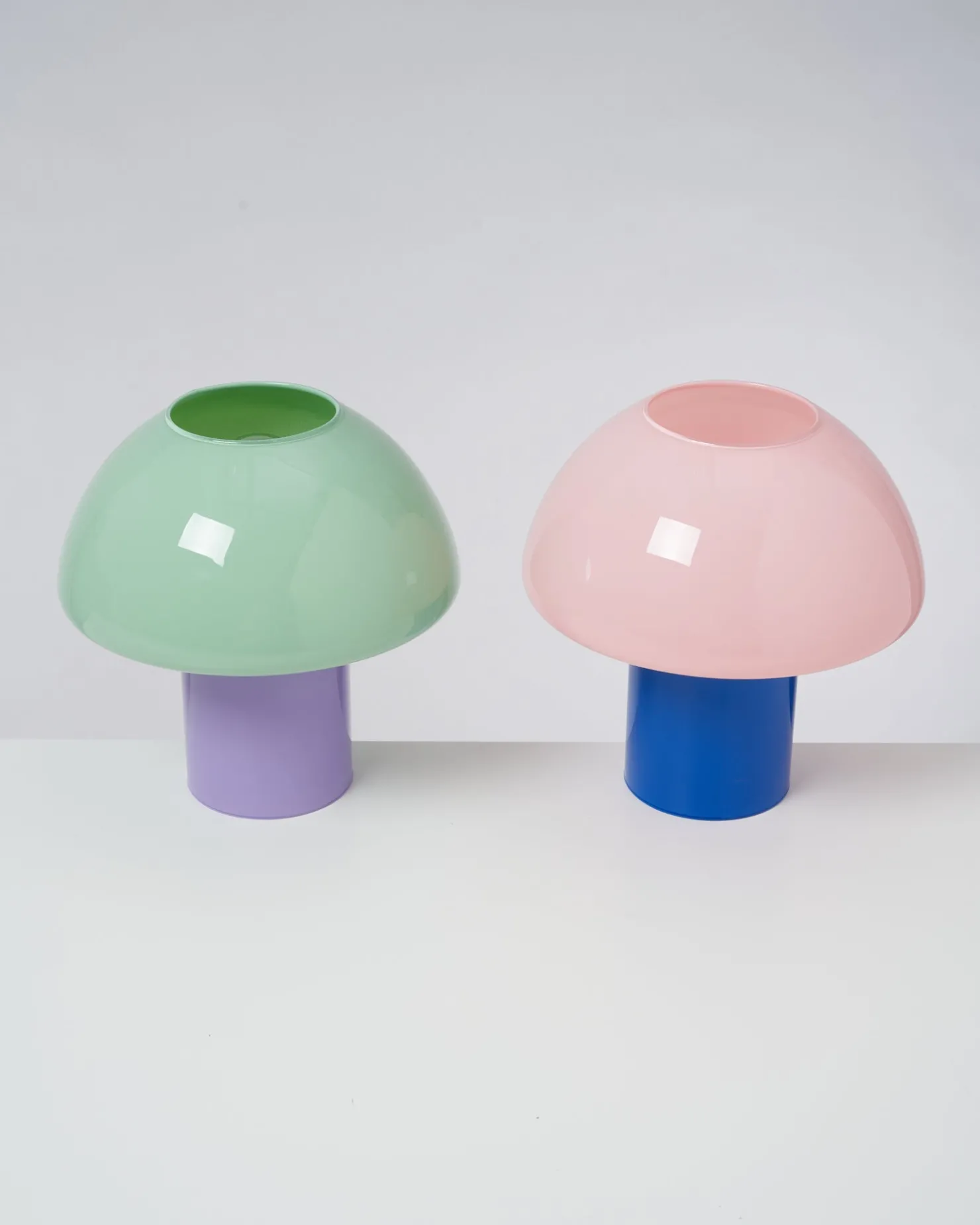 cogumelo__glass_lamp_pink_blue_3.webp Motel a Miio Lampen^Cogumelo - Glass Lamp Pink Blue rosa blau