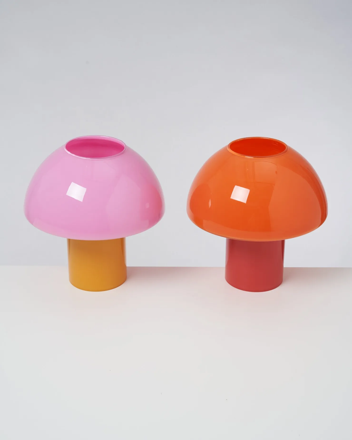 cogumelo__glass_lamp_pink_yellow_3.webp Motel a Miio Lampen^Cogumelo - Glass Lamp Pink Yellow rosa gelb
