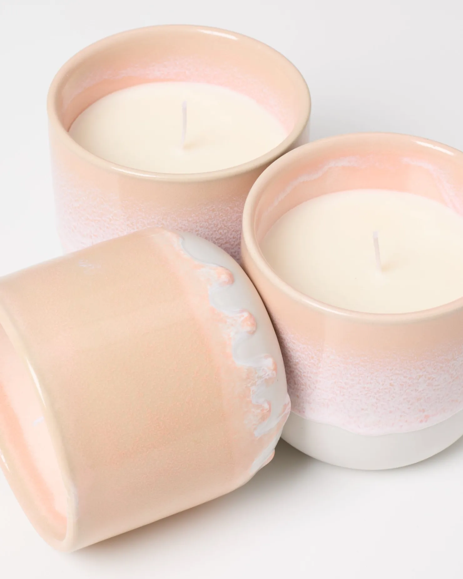 coimbra__scented_candle_mediterranean_breeze_apricot_8.webp Motel a Miio Duftkerzen^Coimbra - Scented Candle “Mediterranean Breeze” apricot
