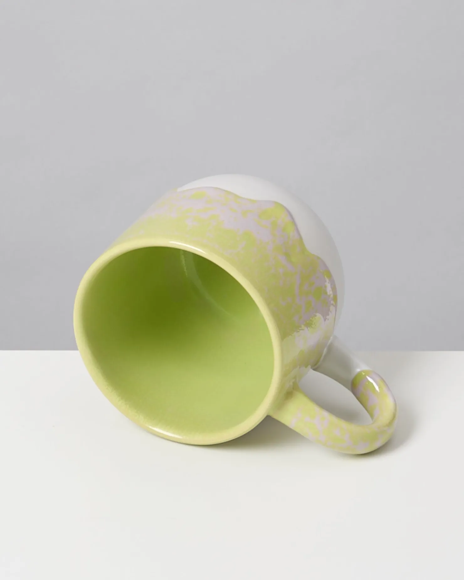 coimbra_cup_big_lime_lilac_8.webp Motel a Miio Große Tassen^Coimbra Cup Big Lime Lilac lime-lilac
