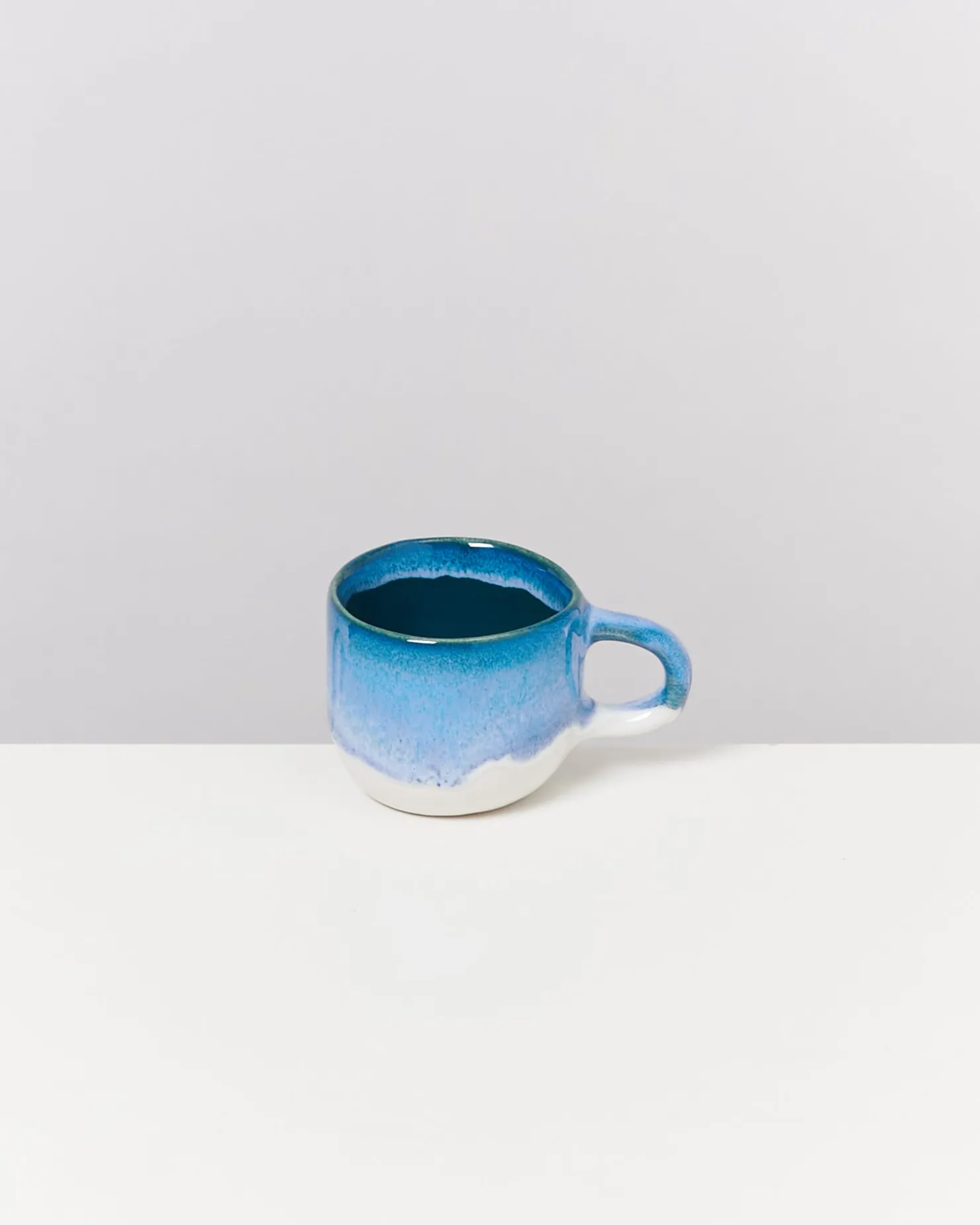 coimbra_espressomug_turquoise_2-1.webp Motel a Miio Espressotassen^Coimbra Espressomug Turquoise türkis