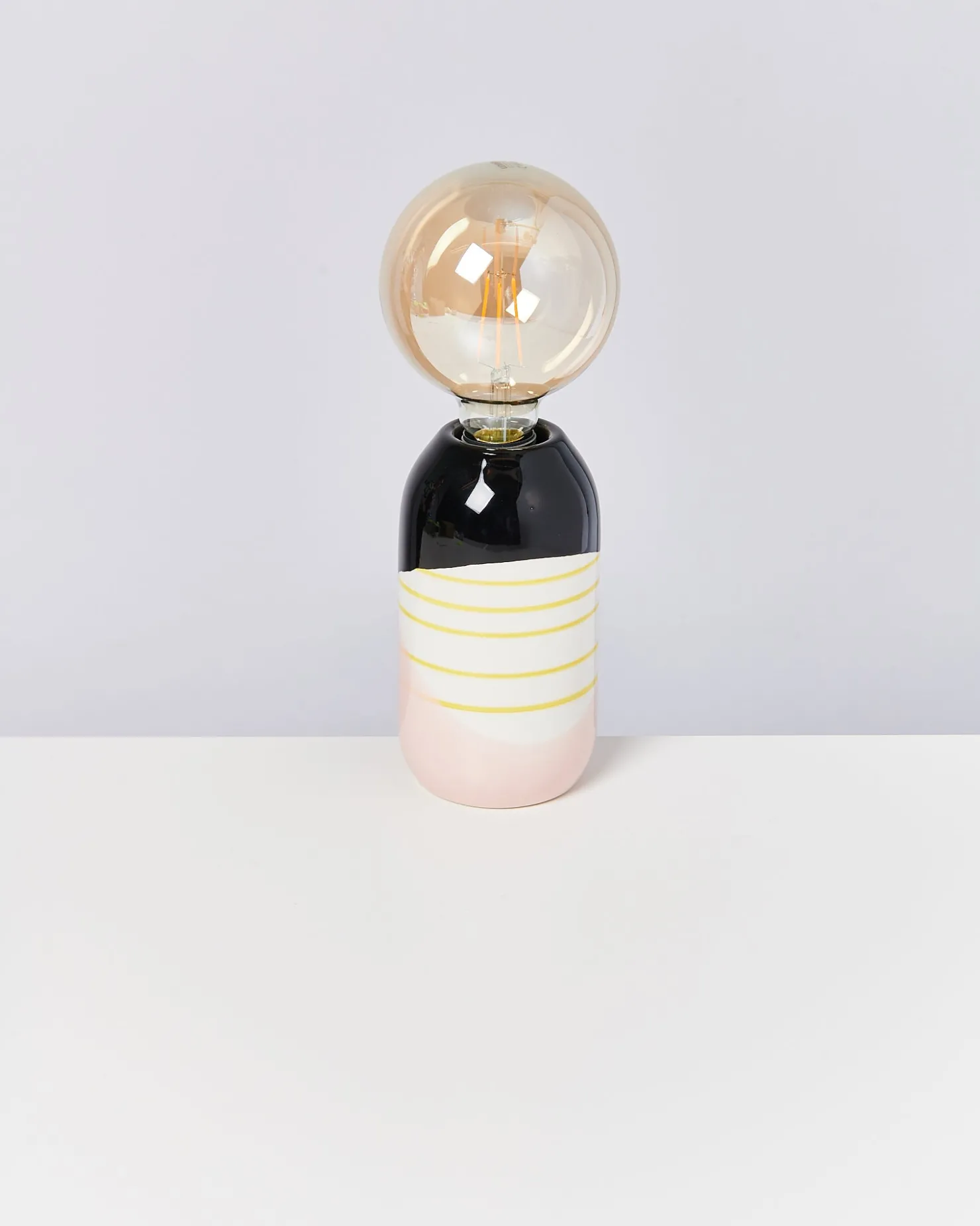 farol__lamp_black_rose_yellow_striped_2.webp Motel a Miio Lampen^Farol - Lamp Black Rose Yellow Striped black pink yellow striped
