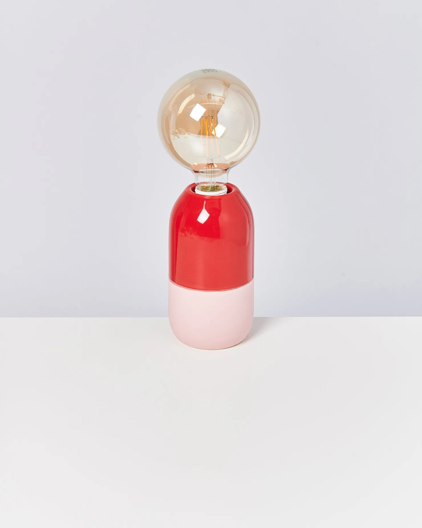 farol__lamp_red_rose_2.webp Motel a Miio Lampen^Farol - Lamp red rose