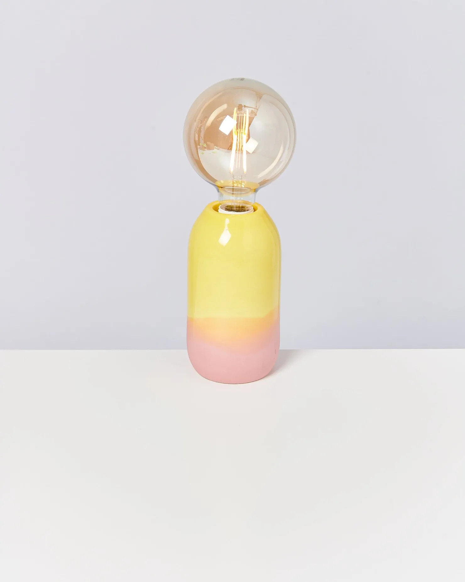 Motel a Miio Lampen^Farol - Lamp yellow rose