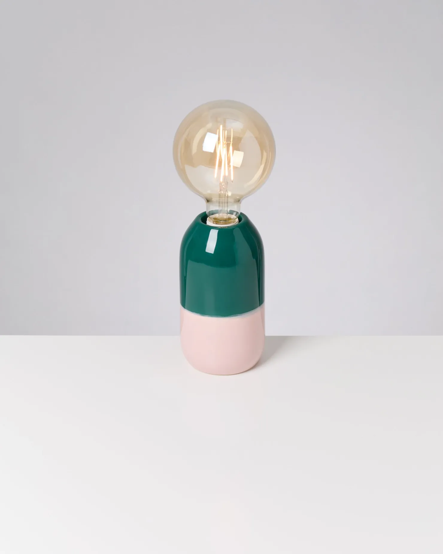 farol_lamp_dark_green_pink_2.webp Motel a Miio Lampen^Farol Lamp dark green pink