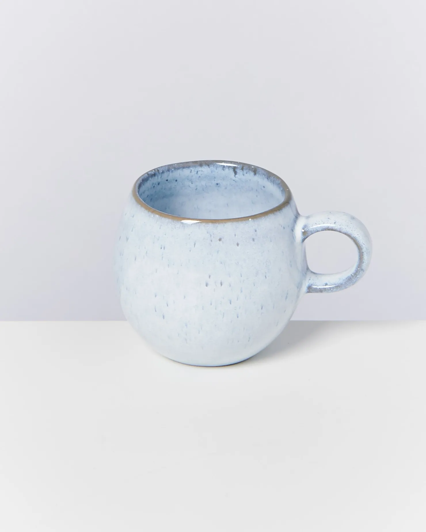 frio__mug_small_2.webp Motel a Miio Kleine Tassen^Frio - Mug Small blau weiß