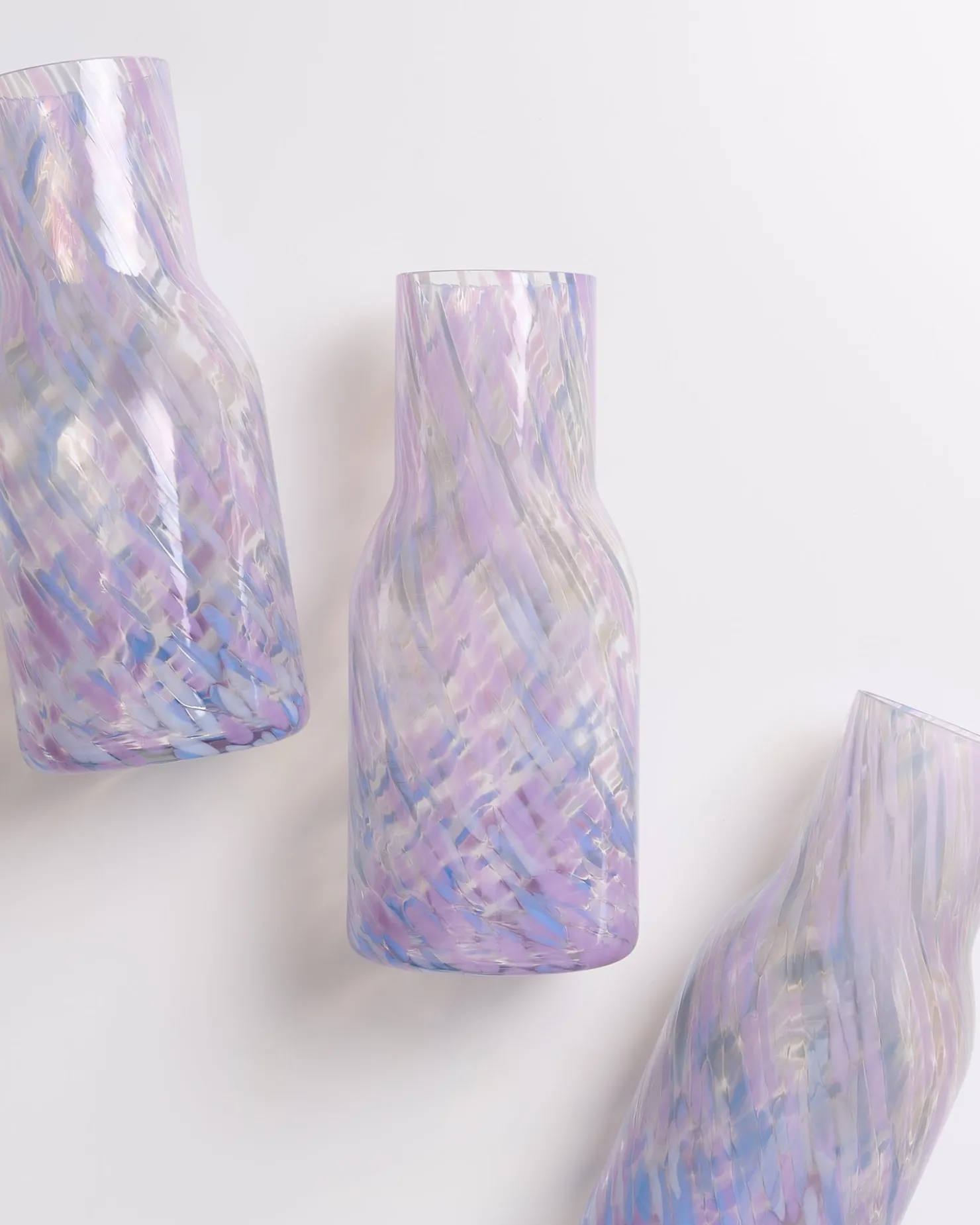 joia__decanter_drops_blue_lilac_4.webp Motel a Miio Glaskaraffen^Joia - Decanter Drops Blue Lilac blau lila