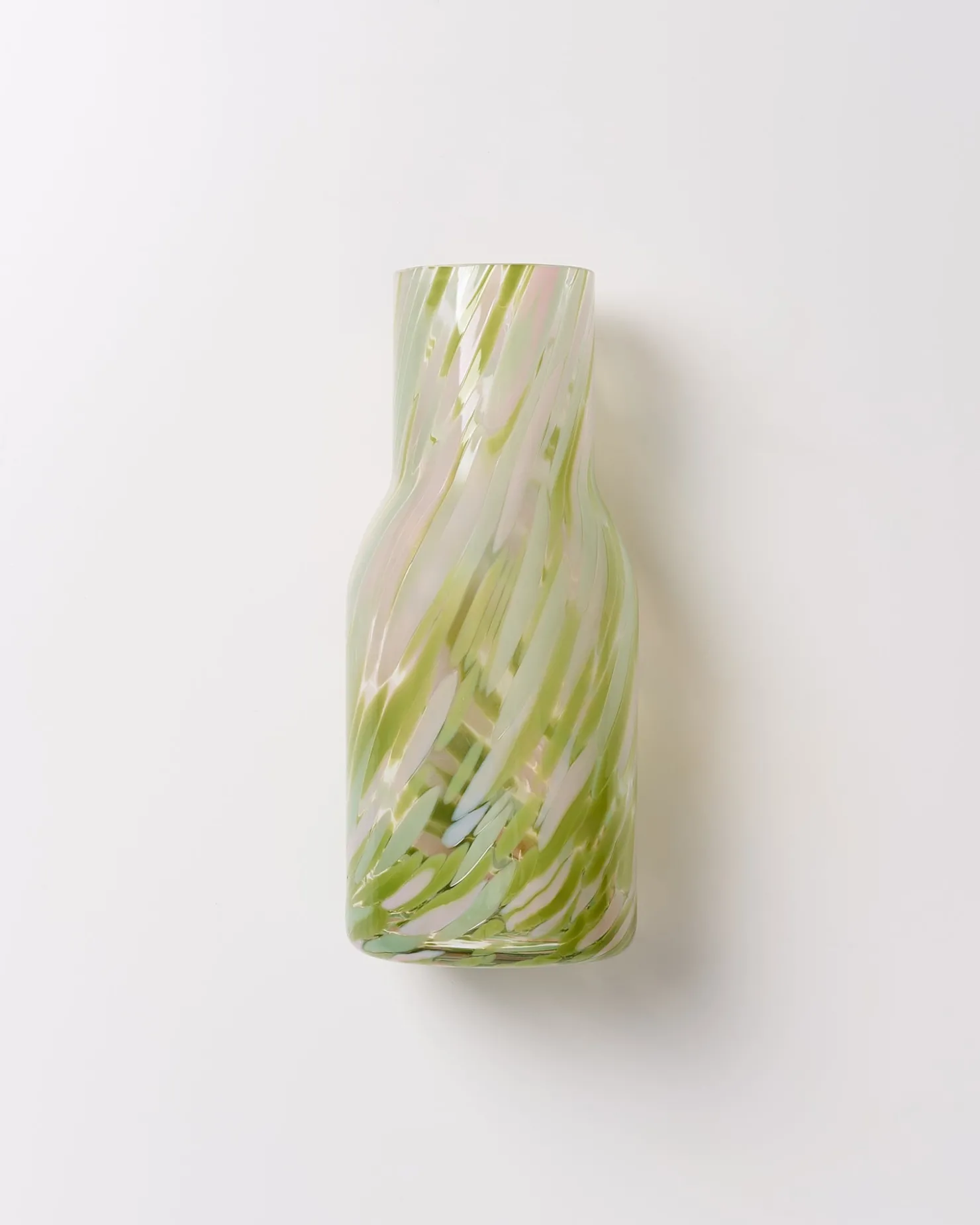 joia__decanter_drops_green_pink_2.webp Motel a Miio Glaskaraffen^Joia - Decanter Drops Green Pink grün rosa