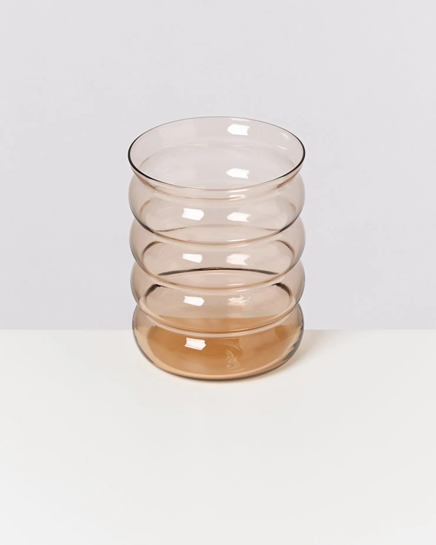 joia__glass_large_bubble_bronze_4.webp Motel a Miio Große Gläser^Joia - Glass Large Bubble bronze