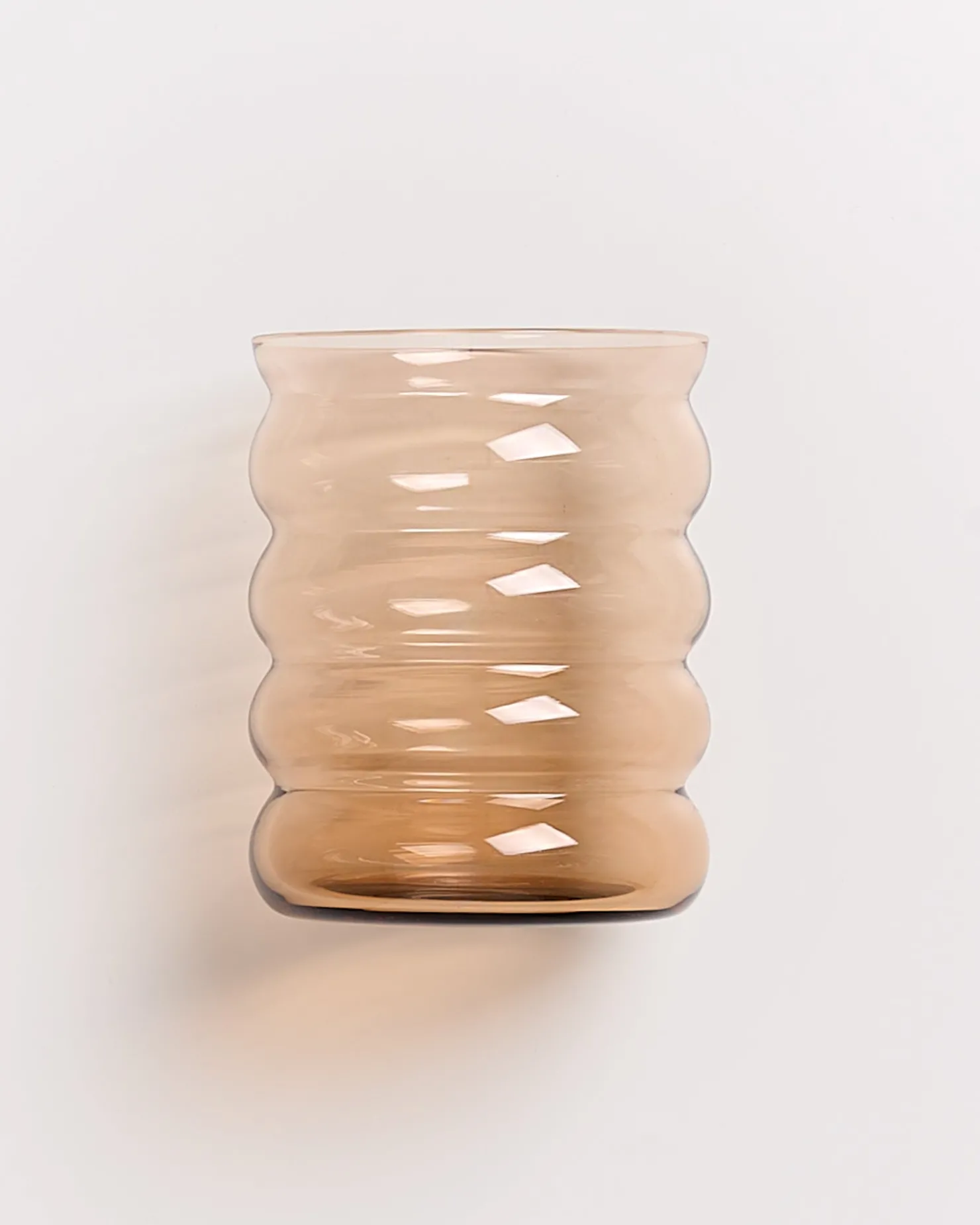joia__glass_large_bubble_bronze_6.webp Motel a Miio Große Gläser^Joia - Glass Large Bubble bronze