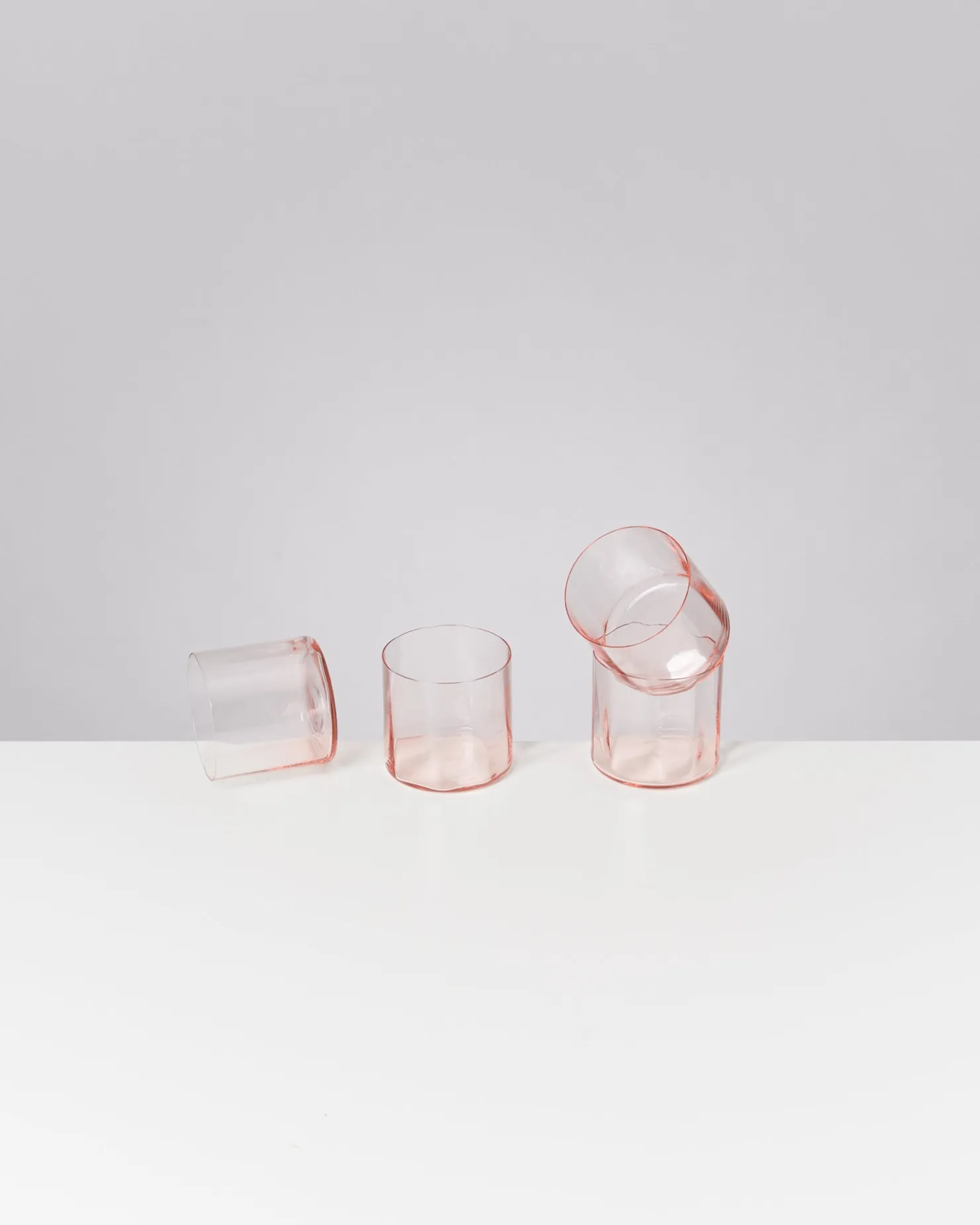 joia__set_of__glasses_flower_pink_opal_3.webp Motel a Miio Kleine Gläser | Gläser Sets %^Joia - Set Of 4 Glasses Flower pink opal