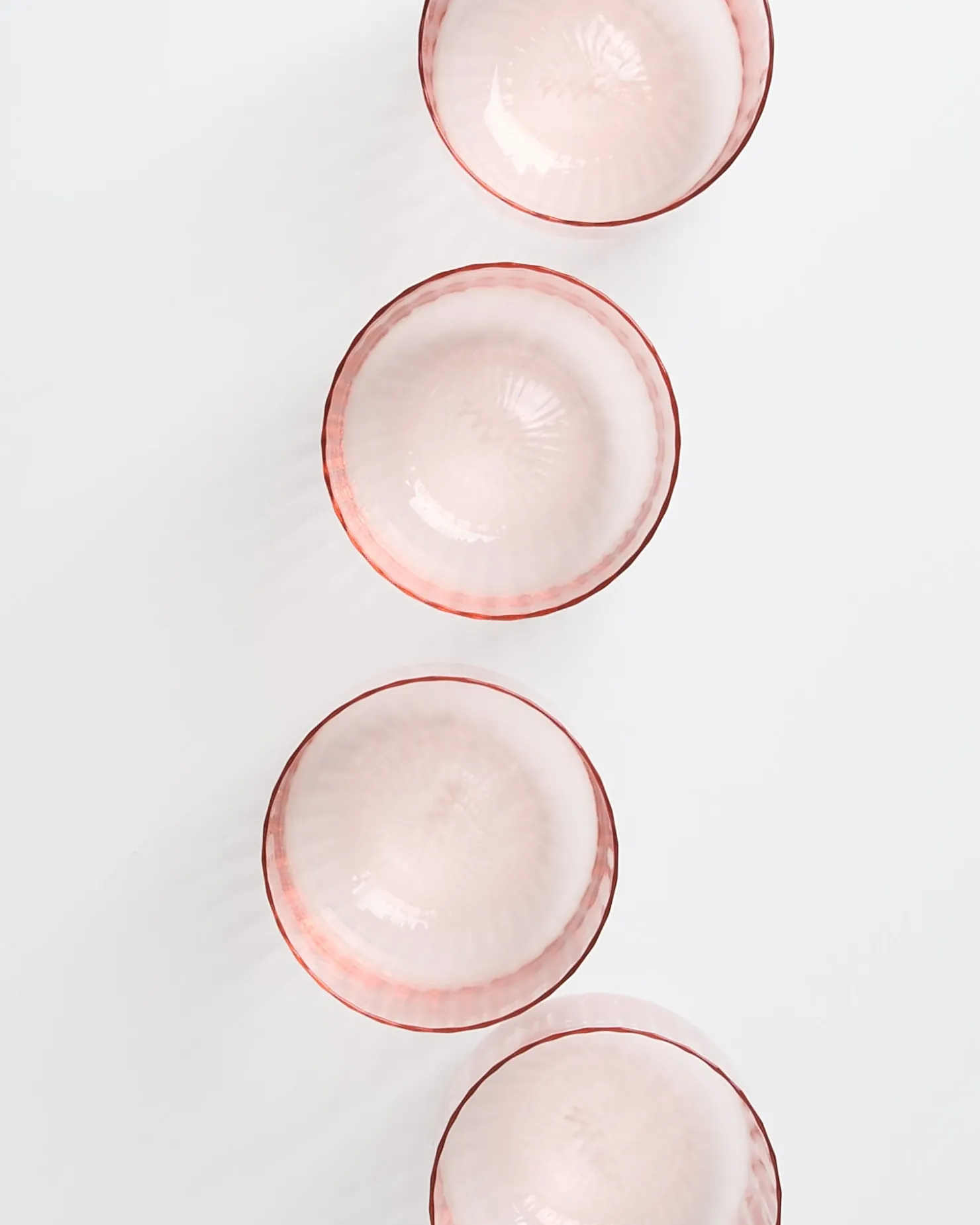 joia_er_set_glas_riffled_pink_opal_5.webp Motel a Miio Kleine Gläser | Gläser Sets %^Joia 4er Set Glas Riffled pink opal