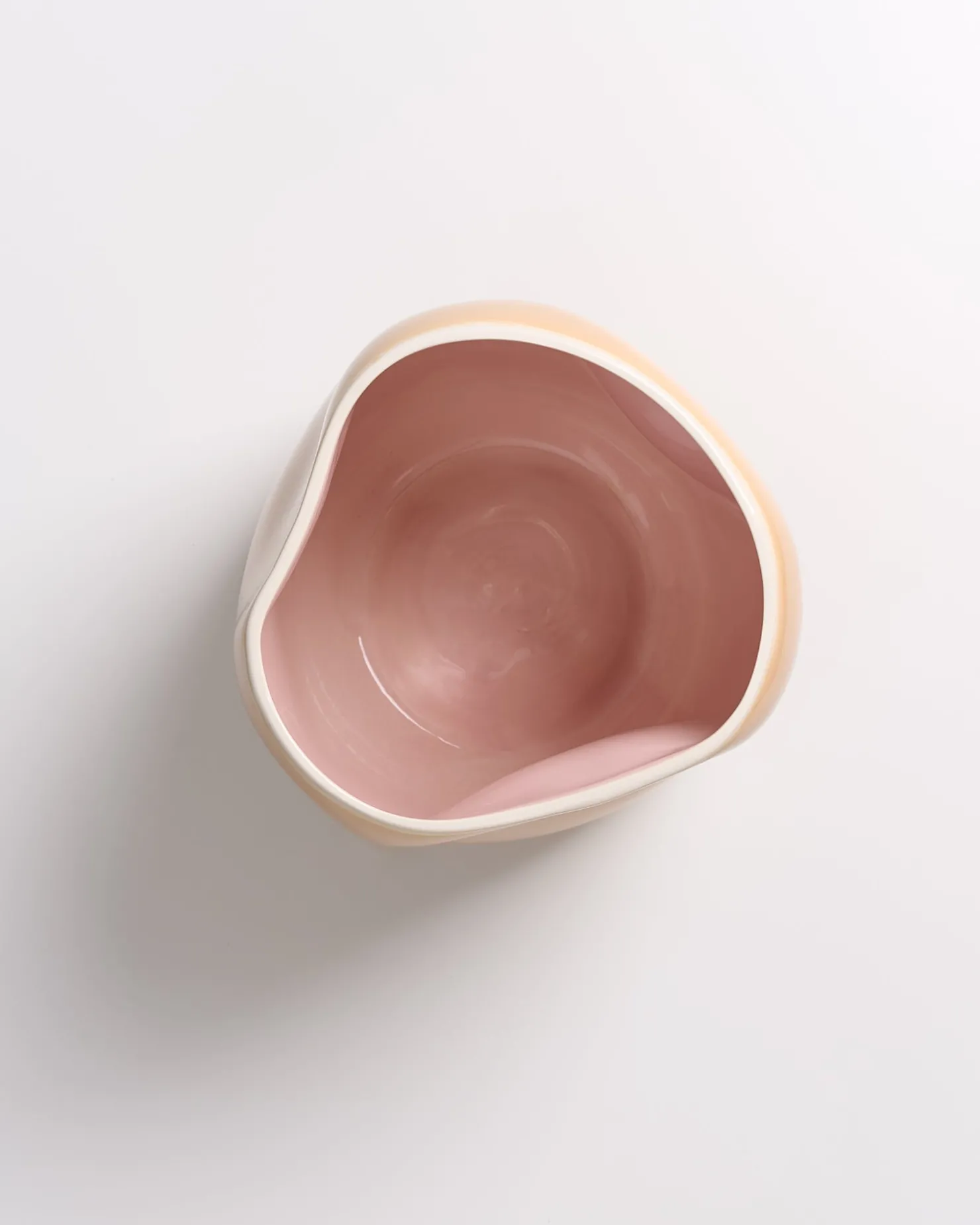 joo_vase_l_cappuccino_ros_7.webp Motel a Miio Große Vasen^João Vase L cappuccino rosé