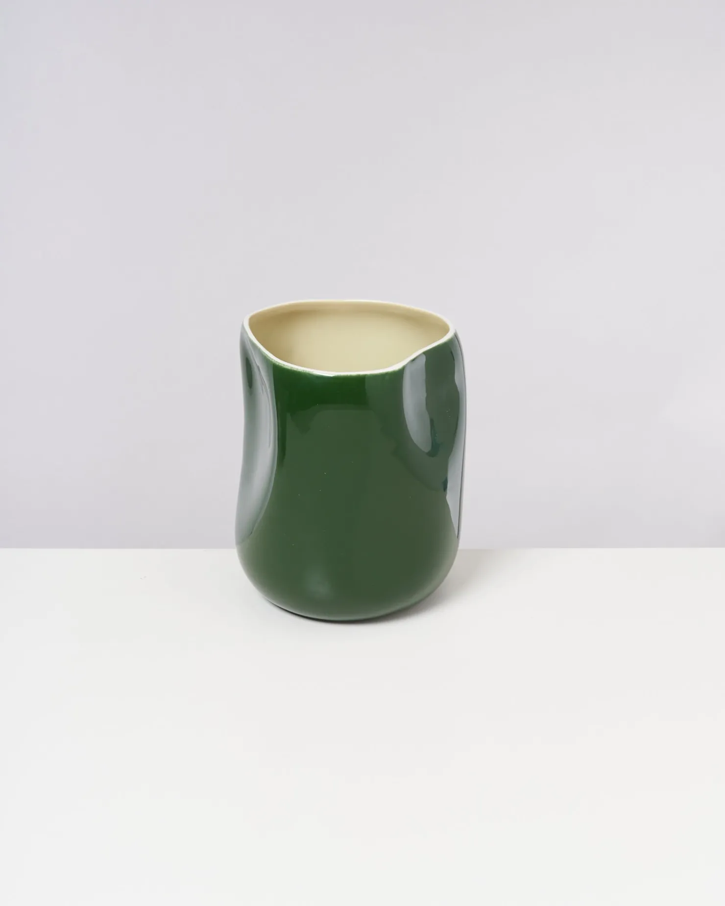 Motel a Miio Große Vasen^João Vase L Green Vanilla grün vanille