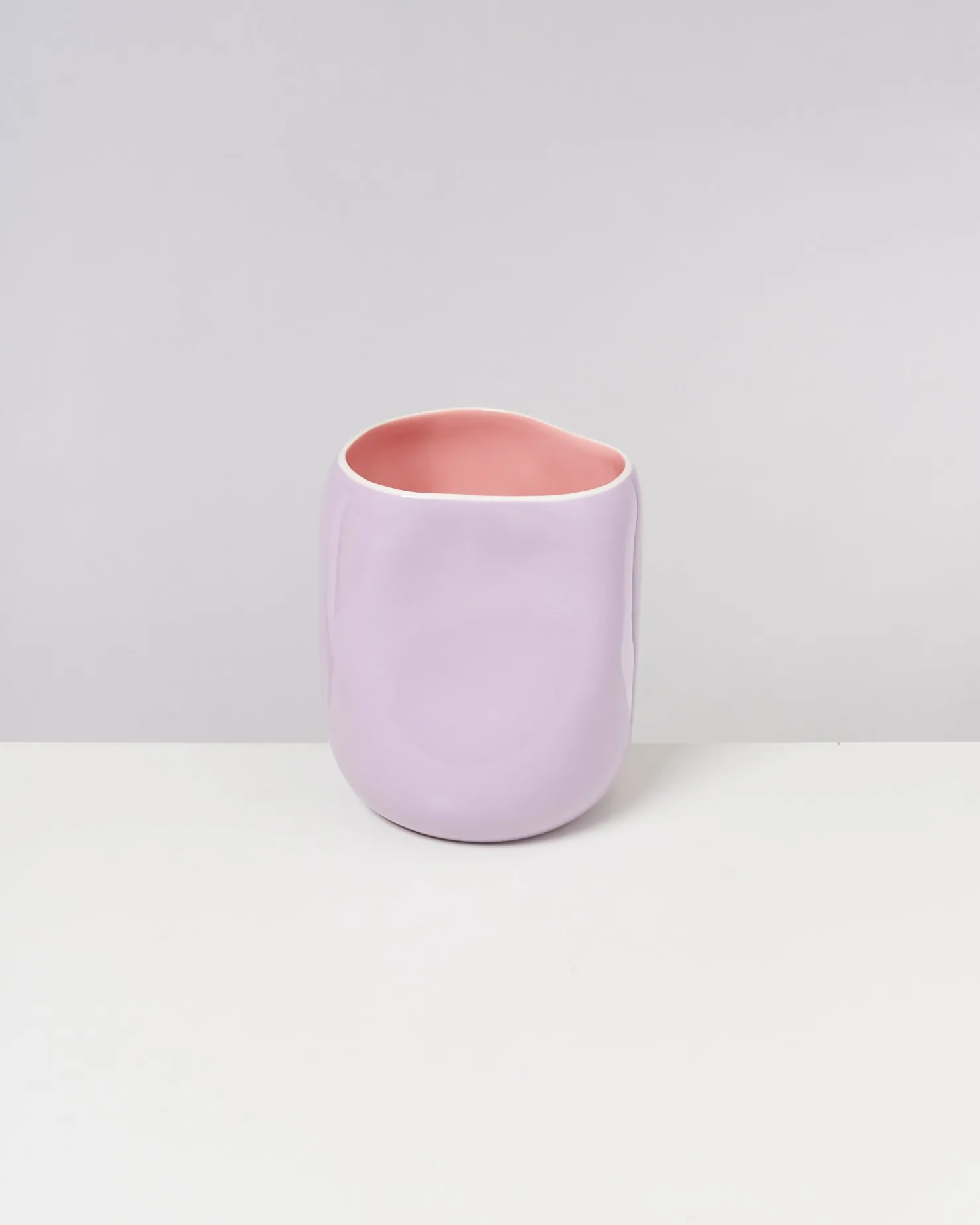 joo_vase_l_lilac_rose_3.webp Motel a Miio Große Vasen^João Vase L Lilac Rose lila rosa