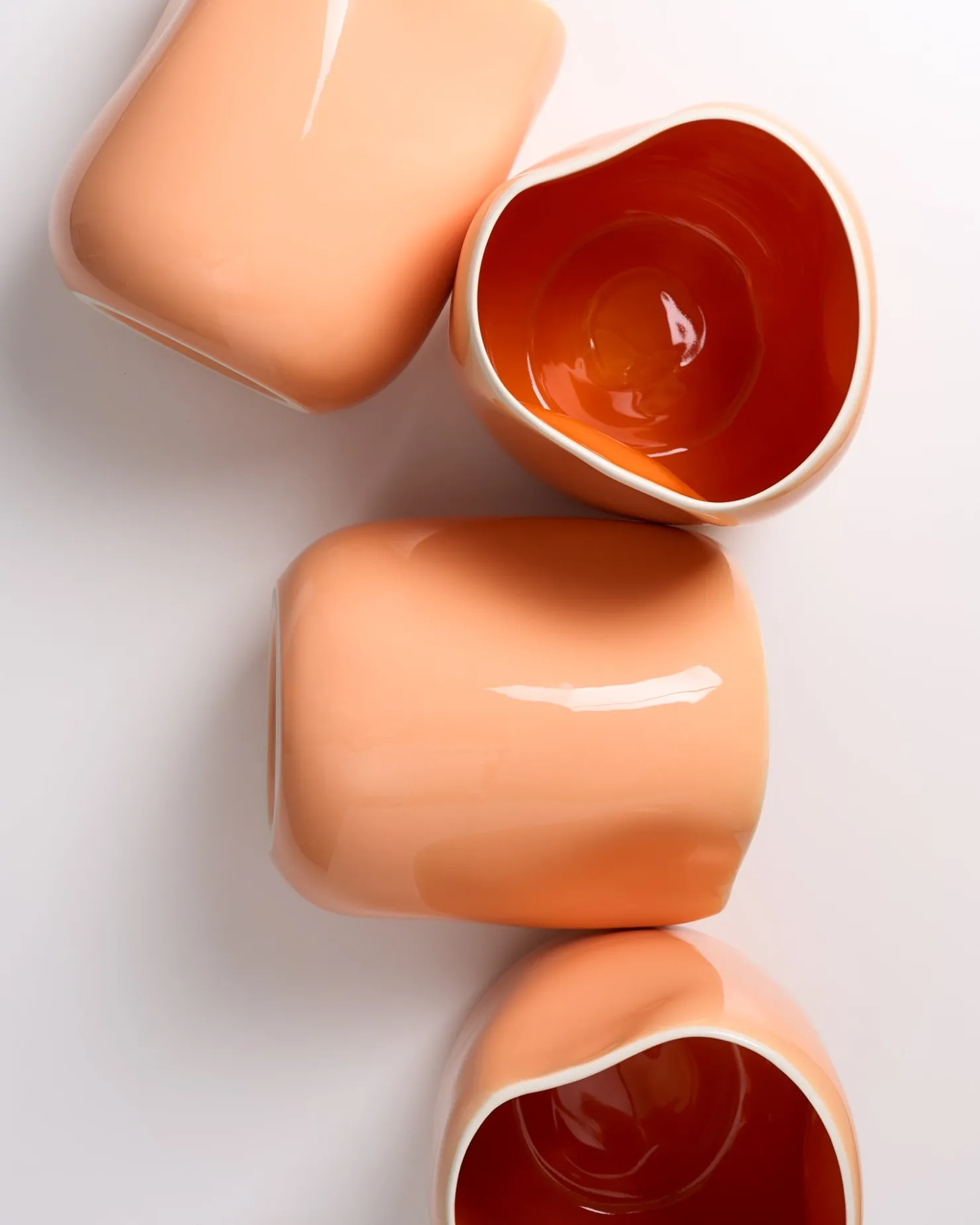 joo_vase_l_peach_orange_5.webp Motel a Miio Große Vasen^João Vase L peach orange