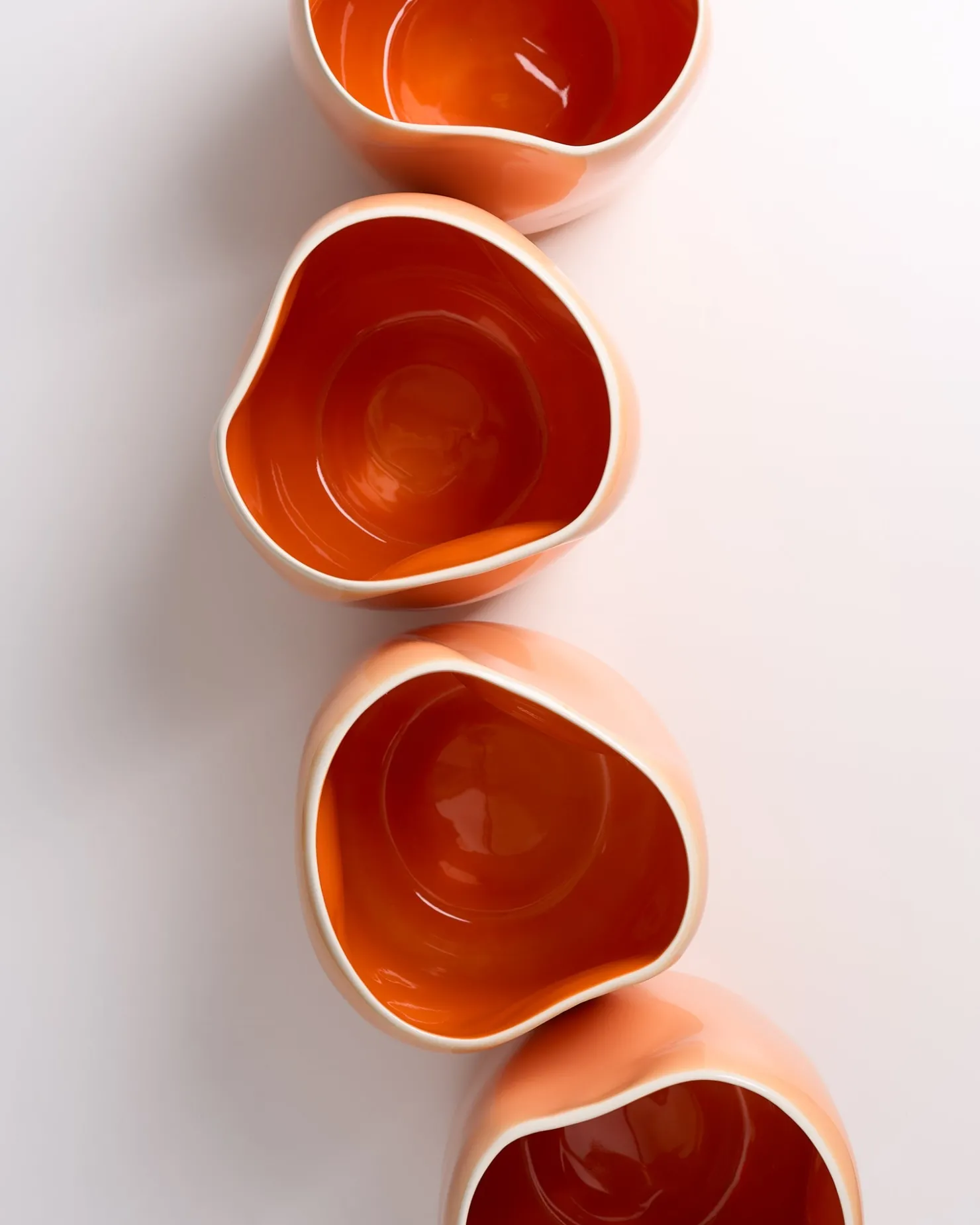 joo_vase_l_peach_orange_9.webp Motel a Miio Große Vasen^João Vase L peach orange