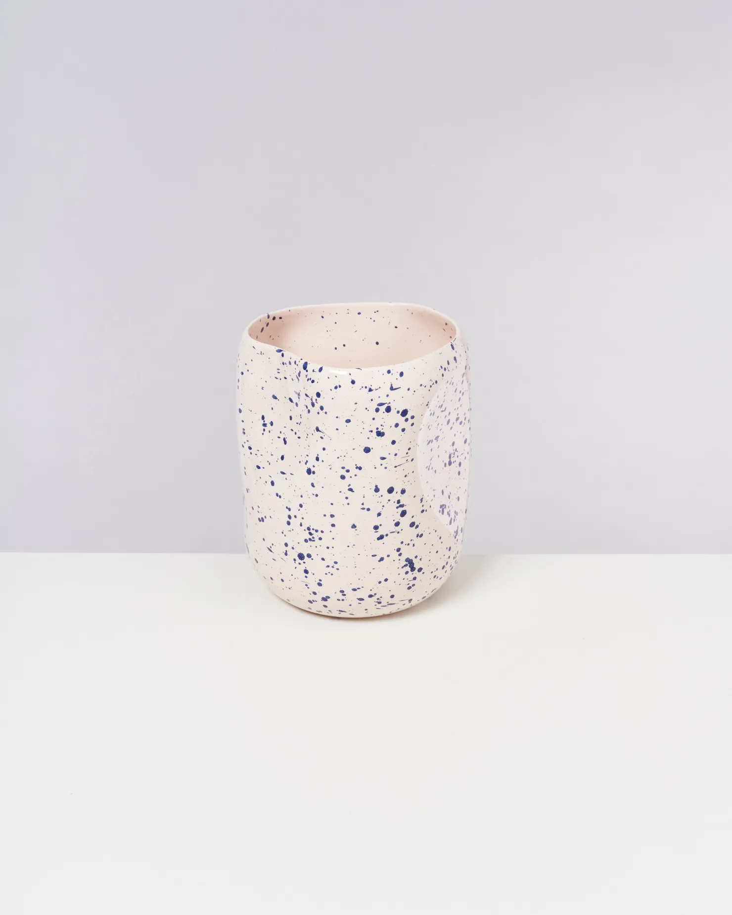 Motel a Miio Große Vasen^João Vase L Rose Blue Speckled rosé blau gesprenkelt