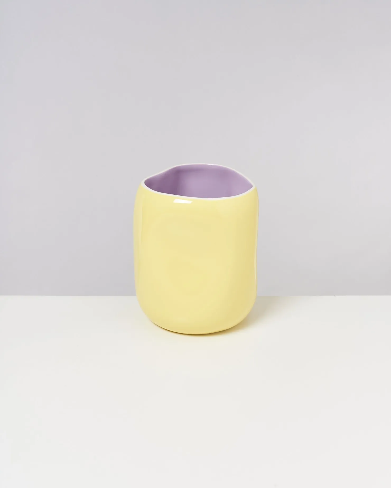 Motel a Miio Große Vasen^João Vase L Yellow Lilac gelb lila