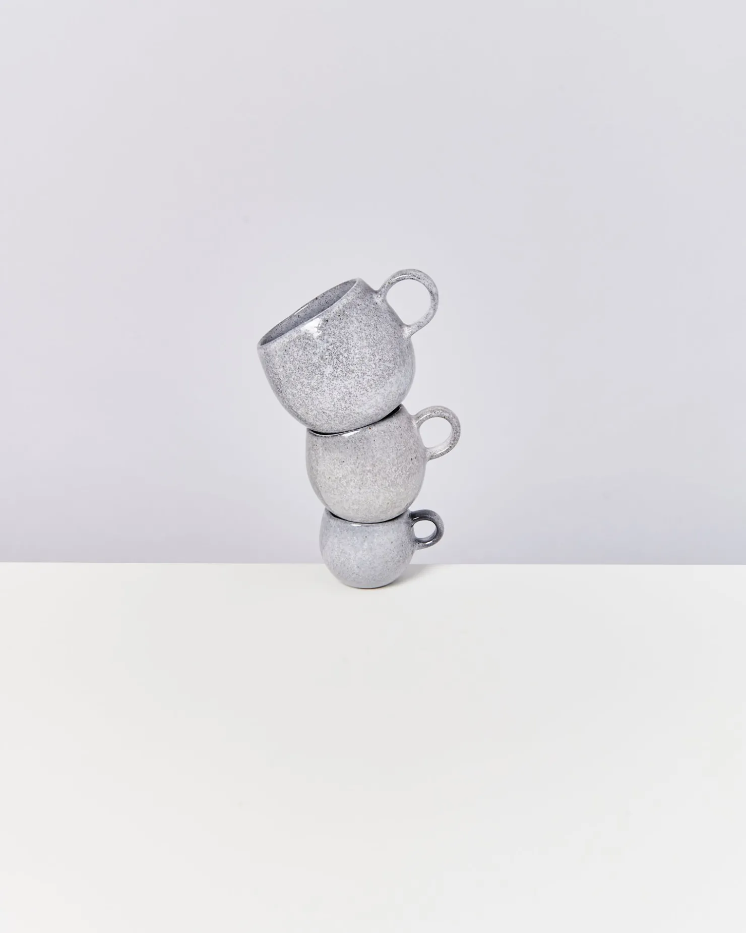 mae__mug_big_grey_2.webp Motel a Miio Große Tassen^Mae - Mug Big Grey Gray