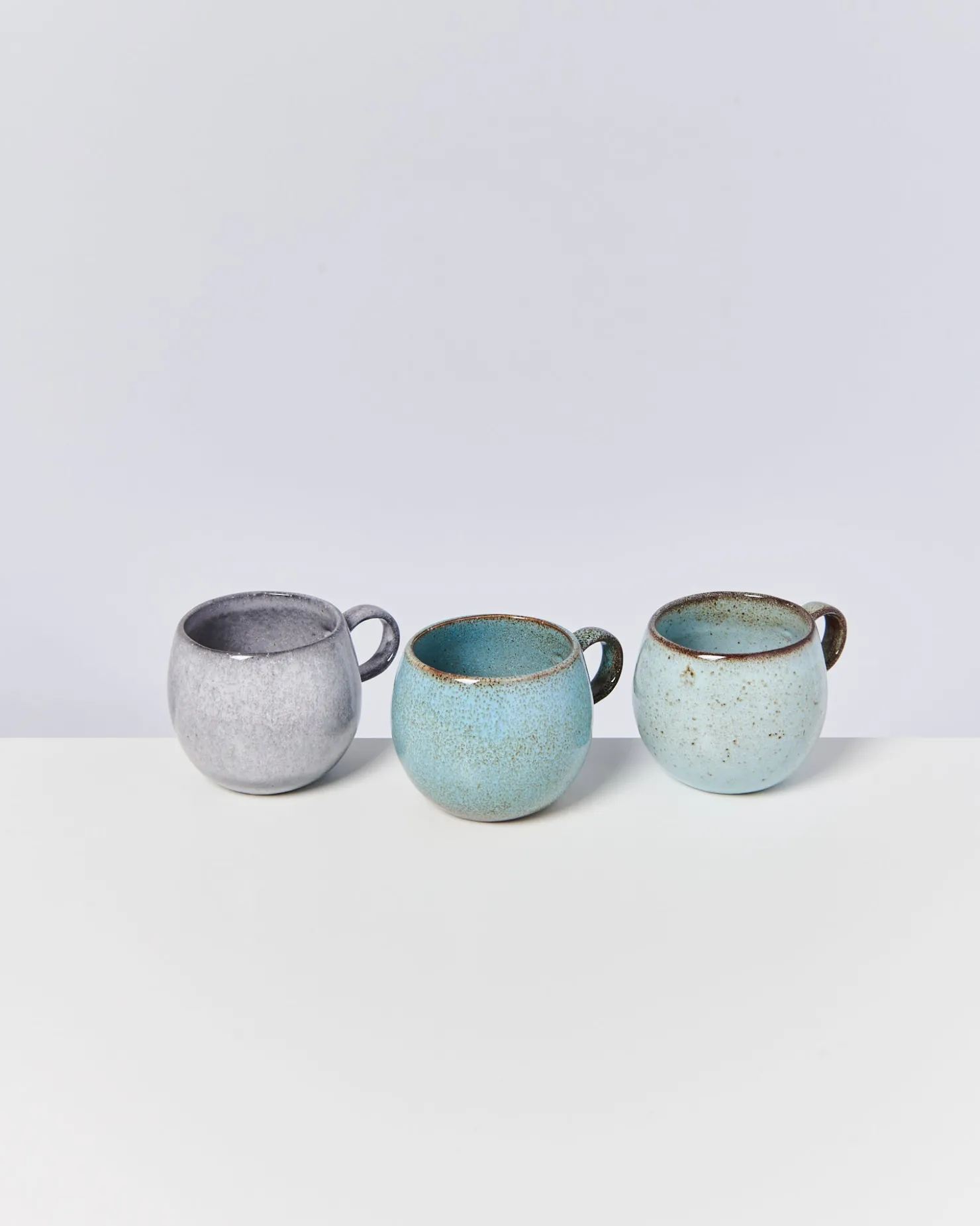 mae__mug_big_grey_3.webp Motel a Miio Große Tassen^Mae - Mug Big Grey Gray