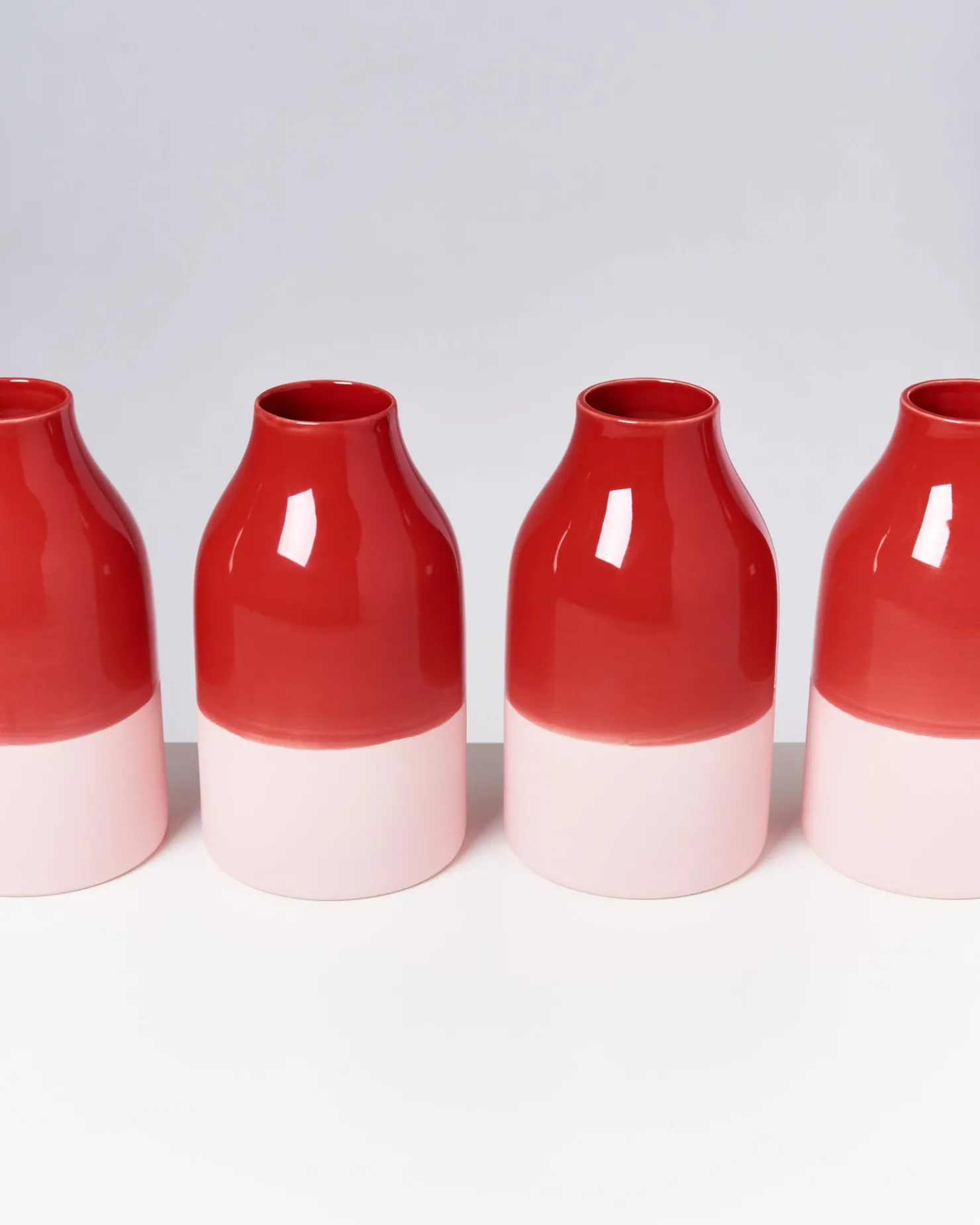 Motel a Miio Mittlere Vasen^Marisa Vase - red rose