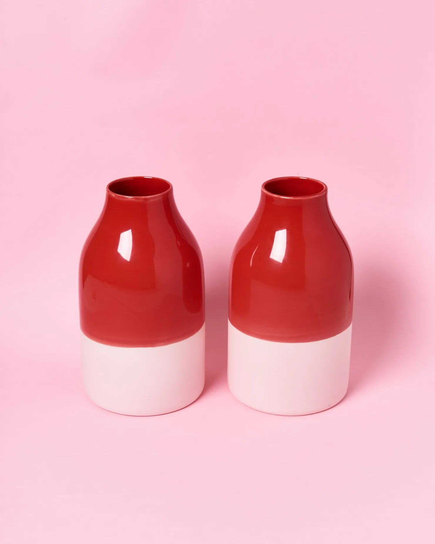 marisa_vase__red_rose_2.webp Motel a Miio Mittlere Vasen^Marisa Vase - red rose