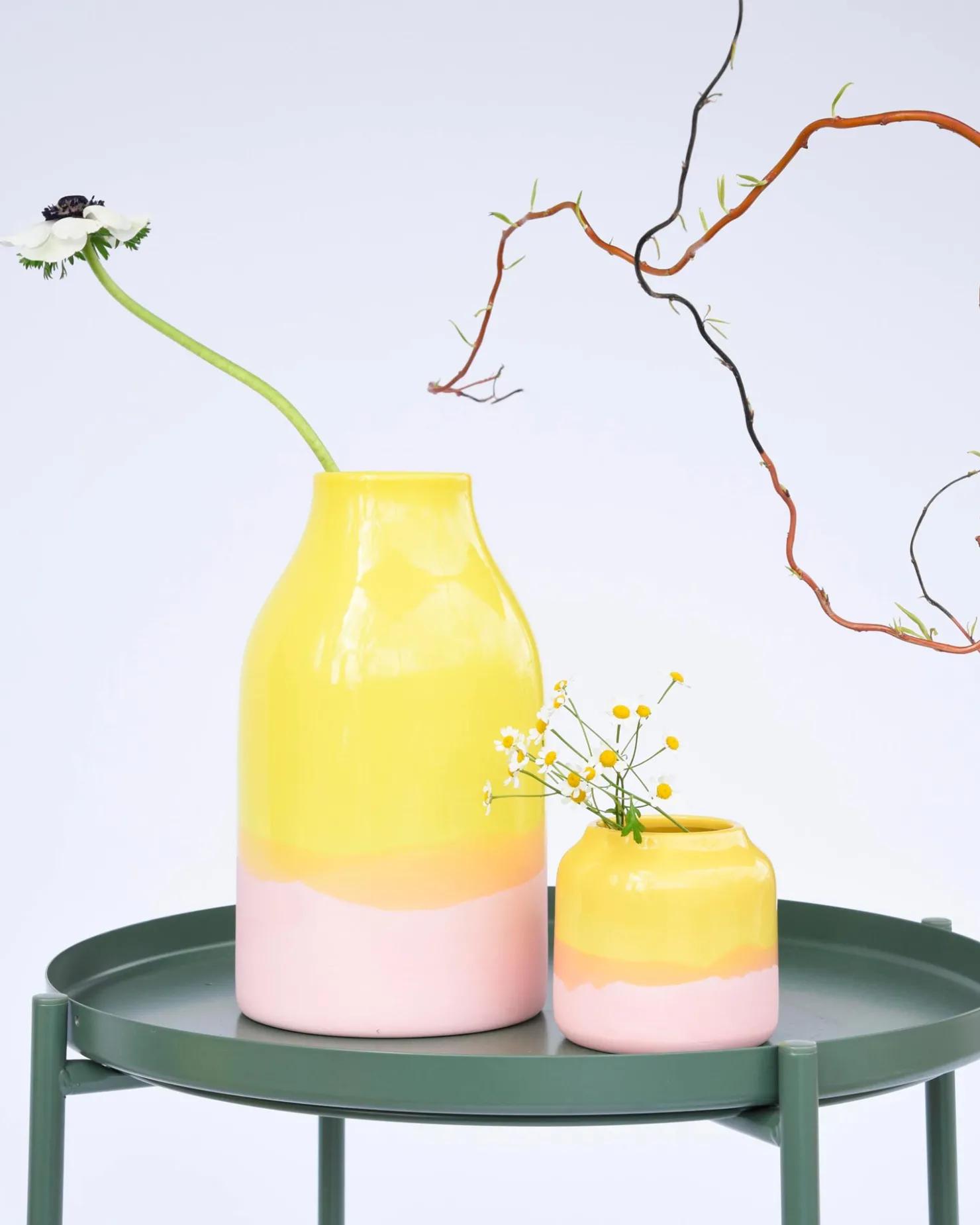 marisa_vase__yellow_rose_6.webp Motel a Miio Mittlere Vasen^Marisa Vase - yellow rose