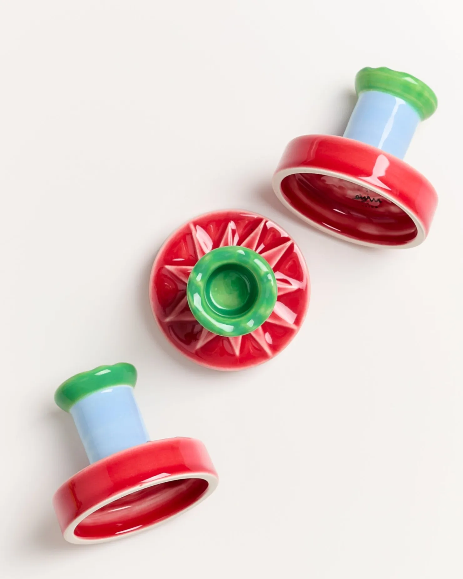 motel_a_miio_x_isismaria_brisa_candleholder_red_blue_8.webp Motel a Miio Kerzen Und Kerzenständer^ X Isis-Maria Brisa Candleholder Red Blue rot blau