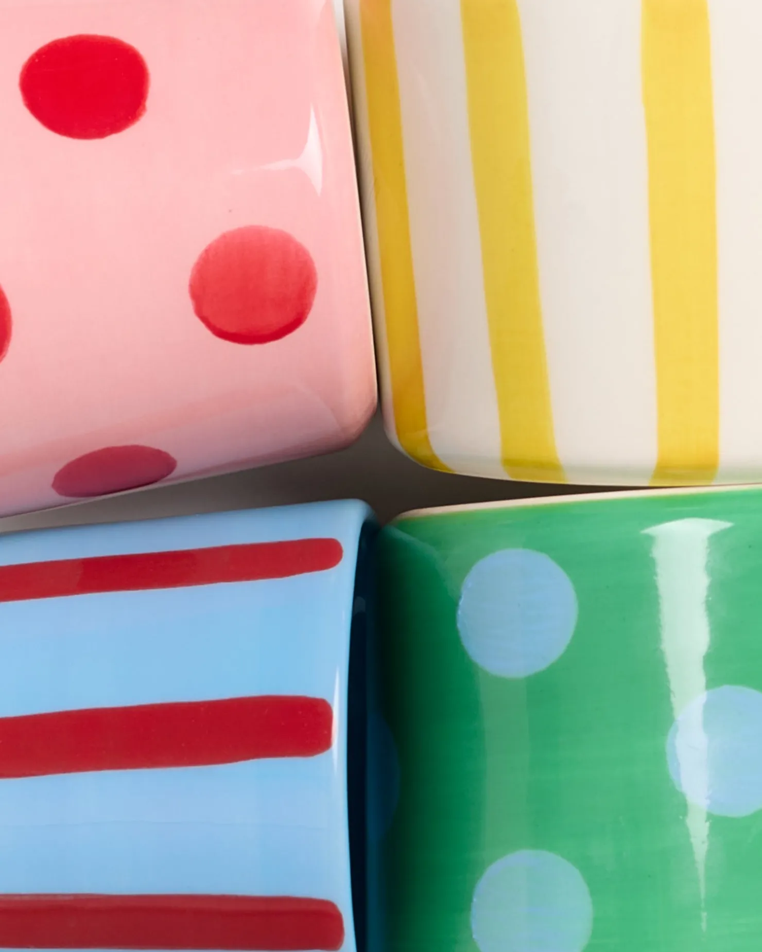 motel_a_miio_x_isismaria_brisa_set_of__mugs_6.webp Motel a Miio Tassen-Sets^ X Isis-Maria Brisa Set Of 4 Mugs