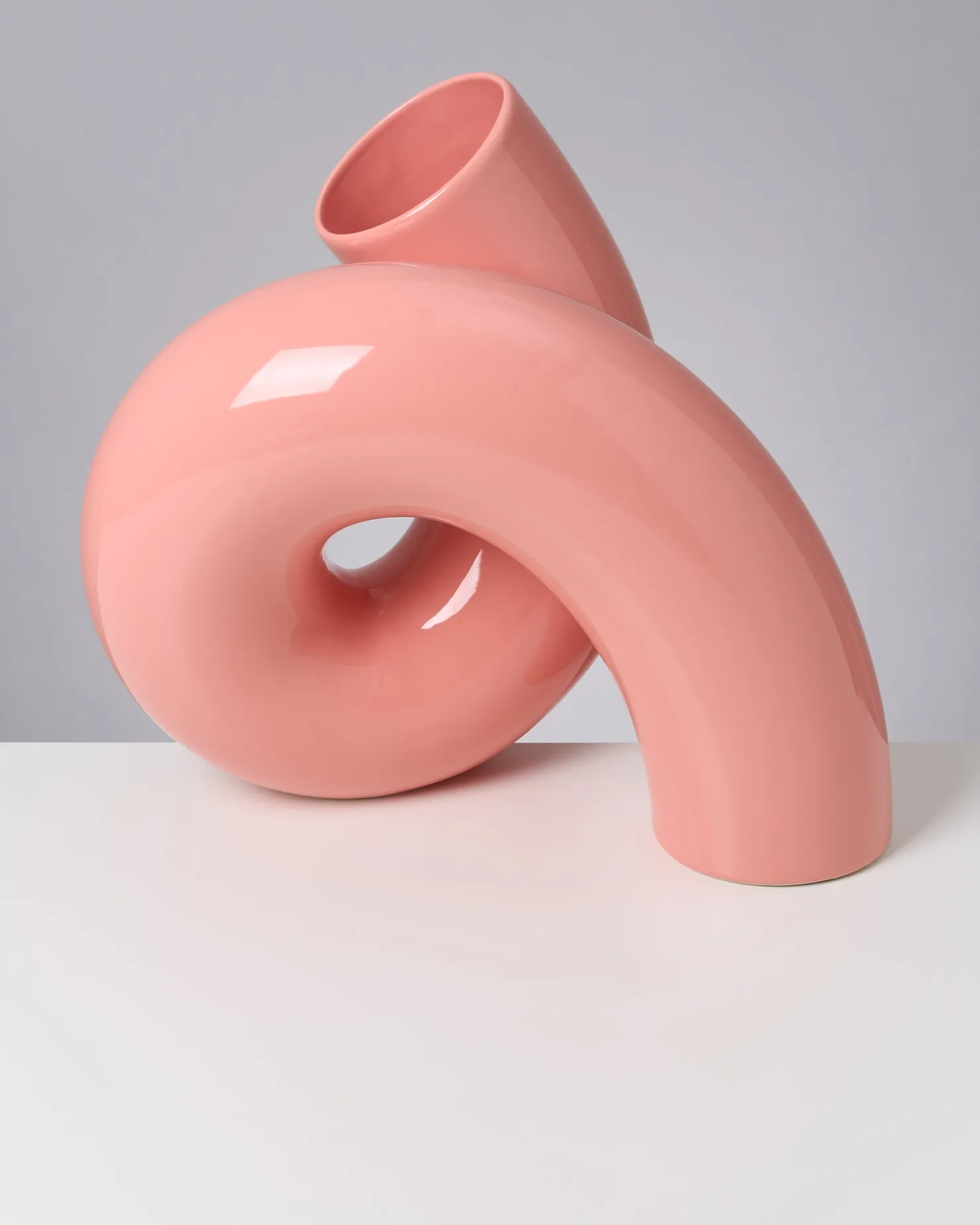 motel_a_miio_x_ju_schnee_viparita_vase_xl_pink_5.webp Motel a Miio Große Vasen | Motel A Miio X Ju Schnee^ X Ju Schnee Viparita Vase XL pink