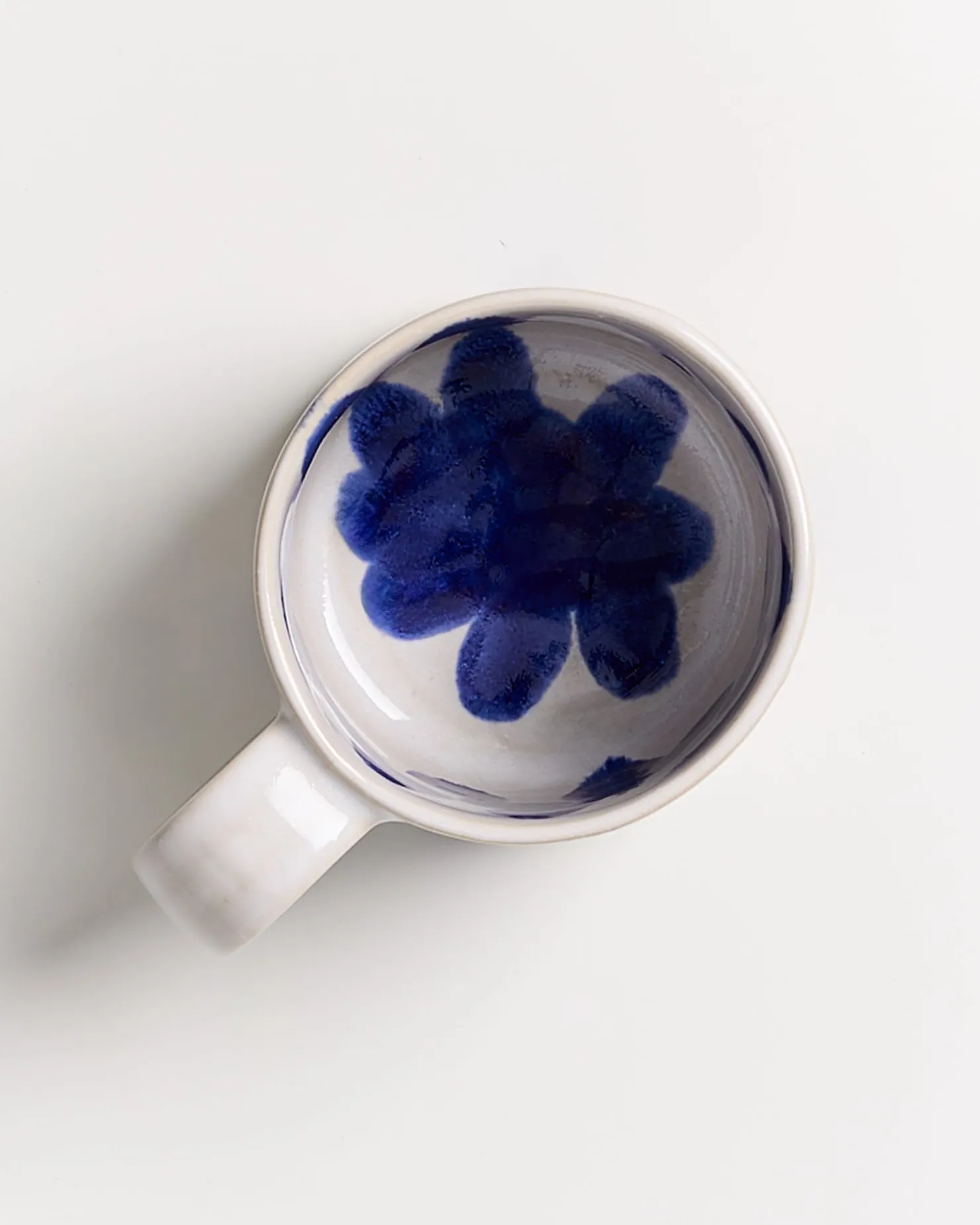 ndoa__mug_blue_dots_5.webp Motel a Miio Große Tassen^Nódoa - Mug blue dots