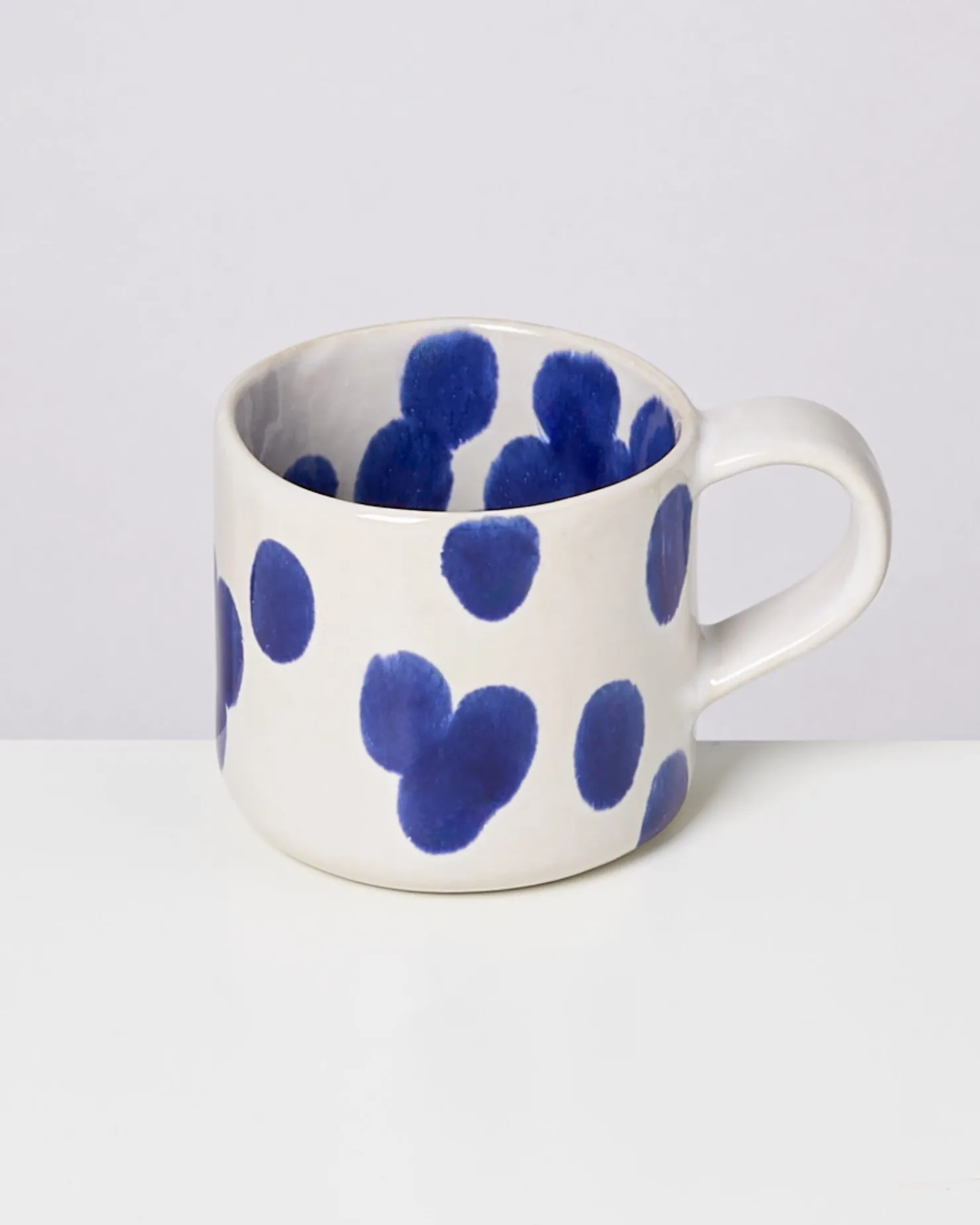 ndoa__mug_blue_dots_8.webp Motel a Miio Große Tassen^Nódoa - Mug blue dots