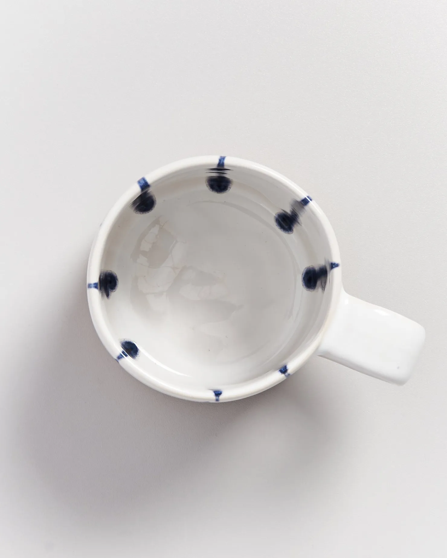 ndoa__set_of__mugs_white_blue_2.webp Motel a Miio Tassen-Sets^Nódoa - Set Of 6 Mugs White Blue weiß blau
