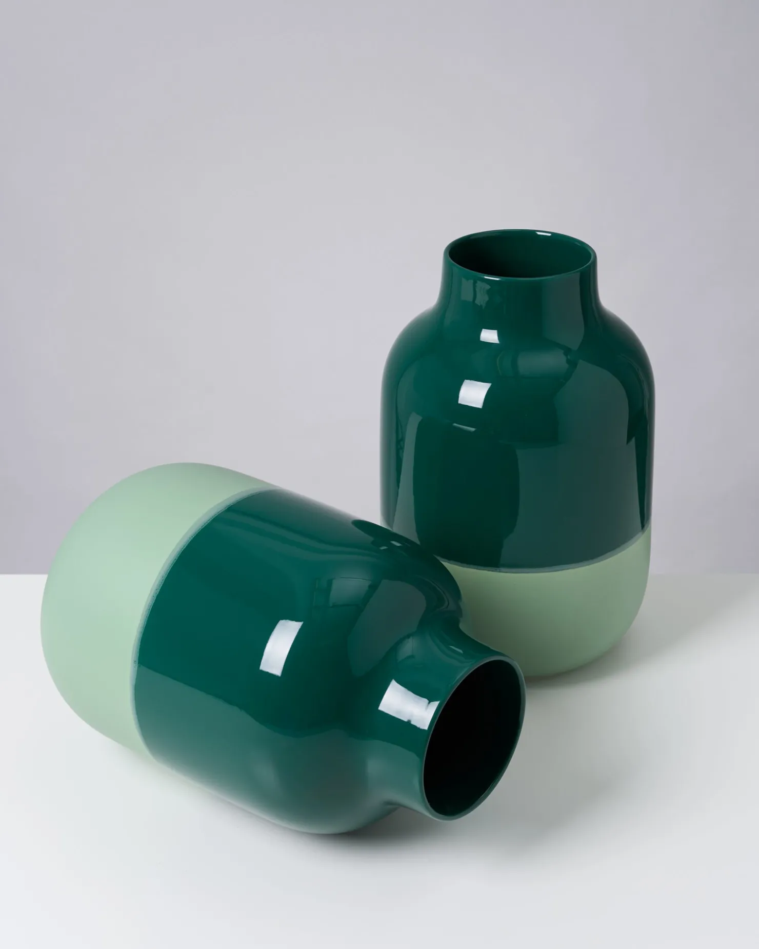 nuno_vase_l__darkgreen_sage_11.webp Motel a Miio Große Vasen^Nuno Vase L - darkgreen sage