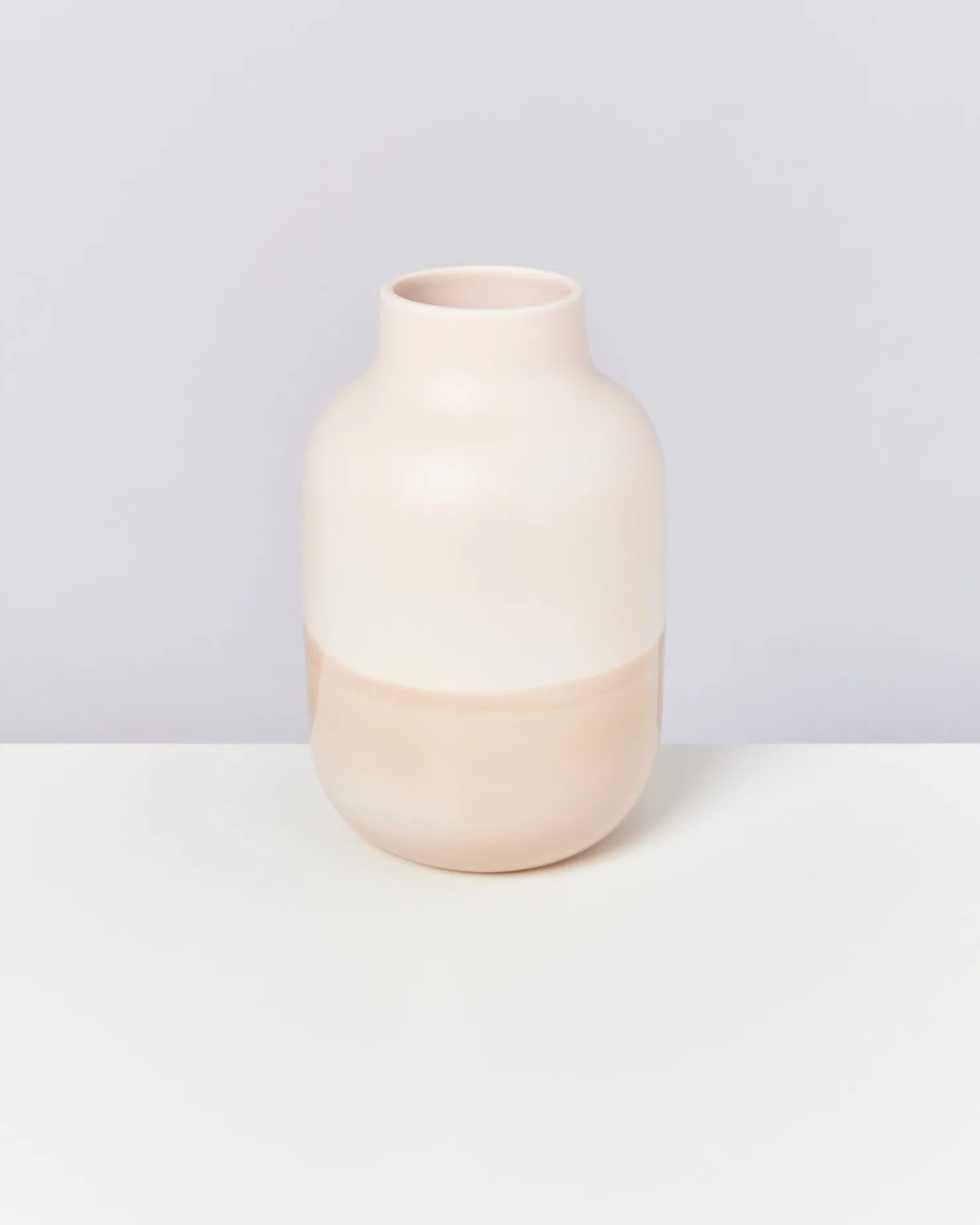 nuno_vase_l__sand_4.webp Motel a Miio Große Vasen^Nuno Vase L - sand