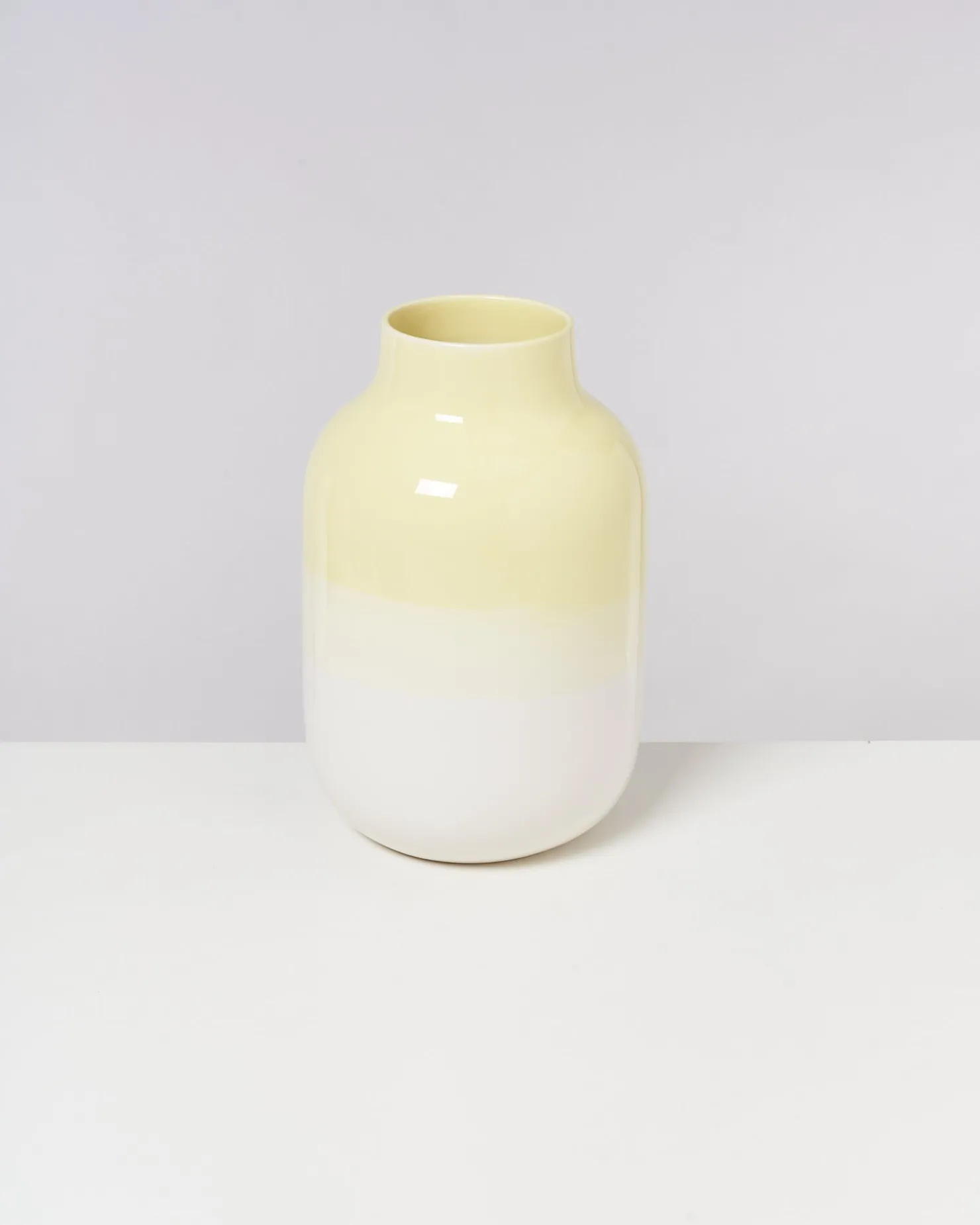 Motel a Miio Große Vasen^Nuno Vase L - yellow
