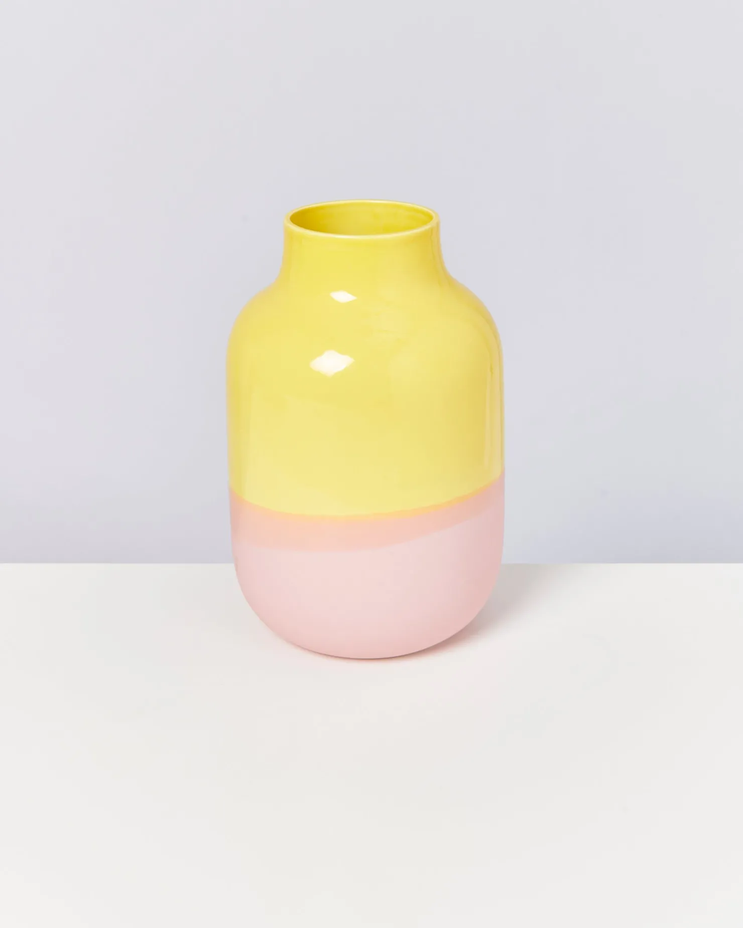 Motel a Miio Große Vasen^Nuno Vase L - yellow rose