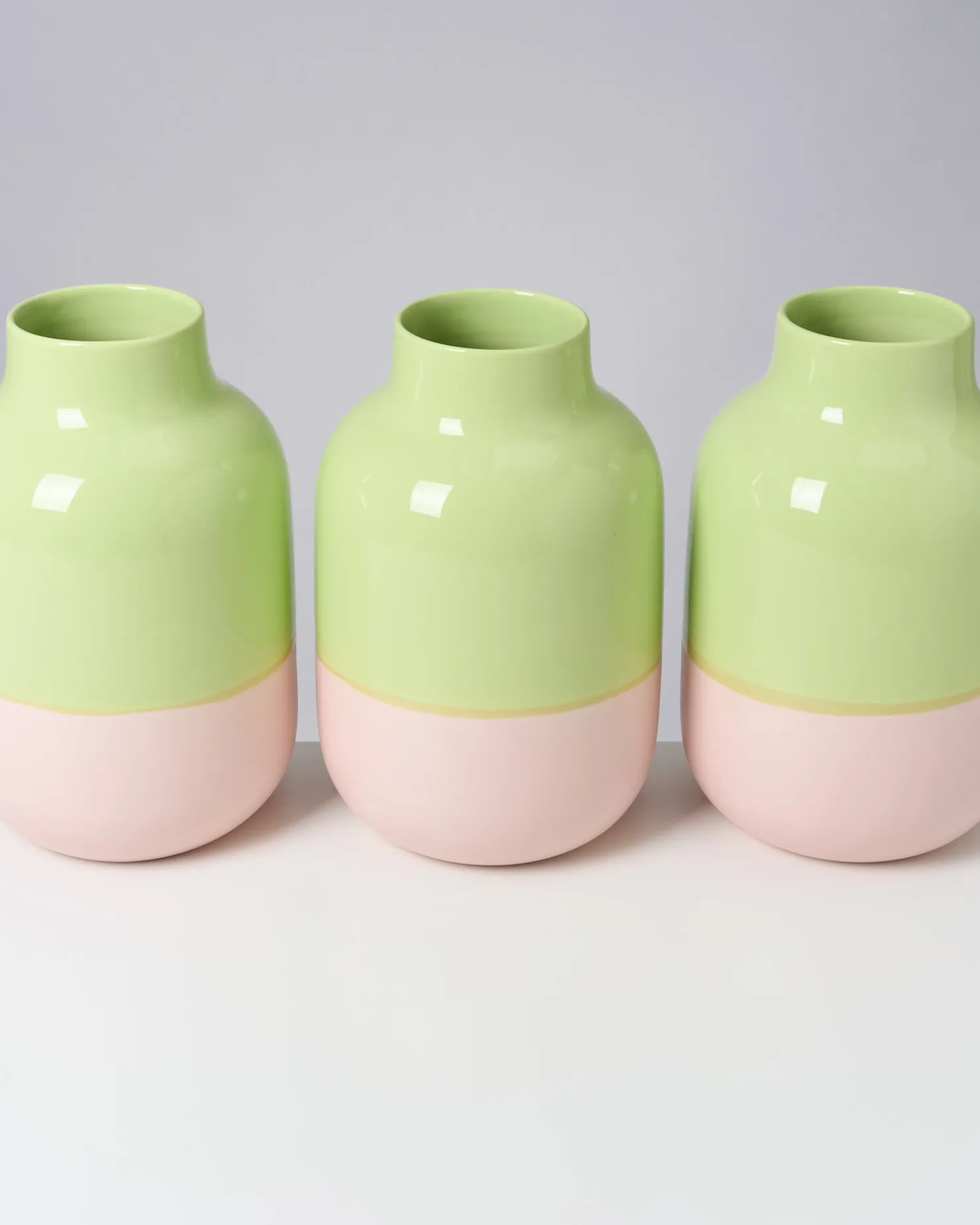 nuno_vase_l_lime_rose_2.webp Motel a Miio Große Vasen^Nuno Vase L lime rose