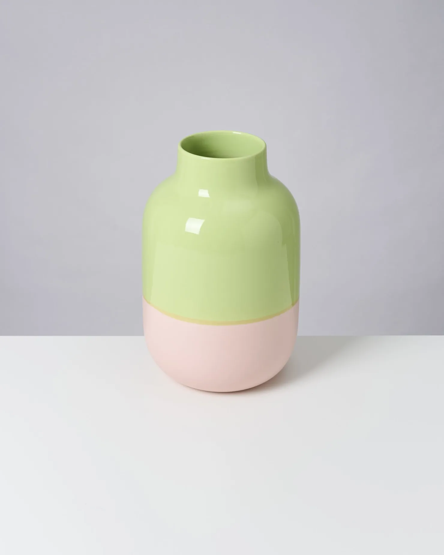 nuno_vase_l_lime_rose_7.webp Motel a Miio Große Vasen^Nuno Vase L lime rose